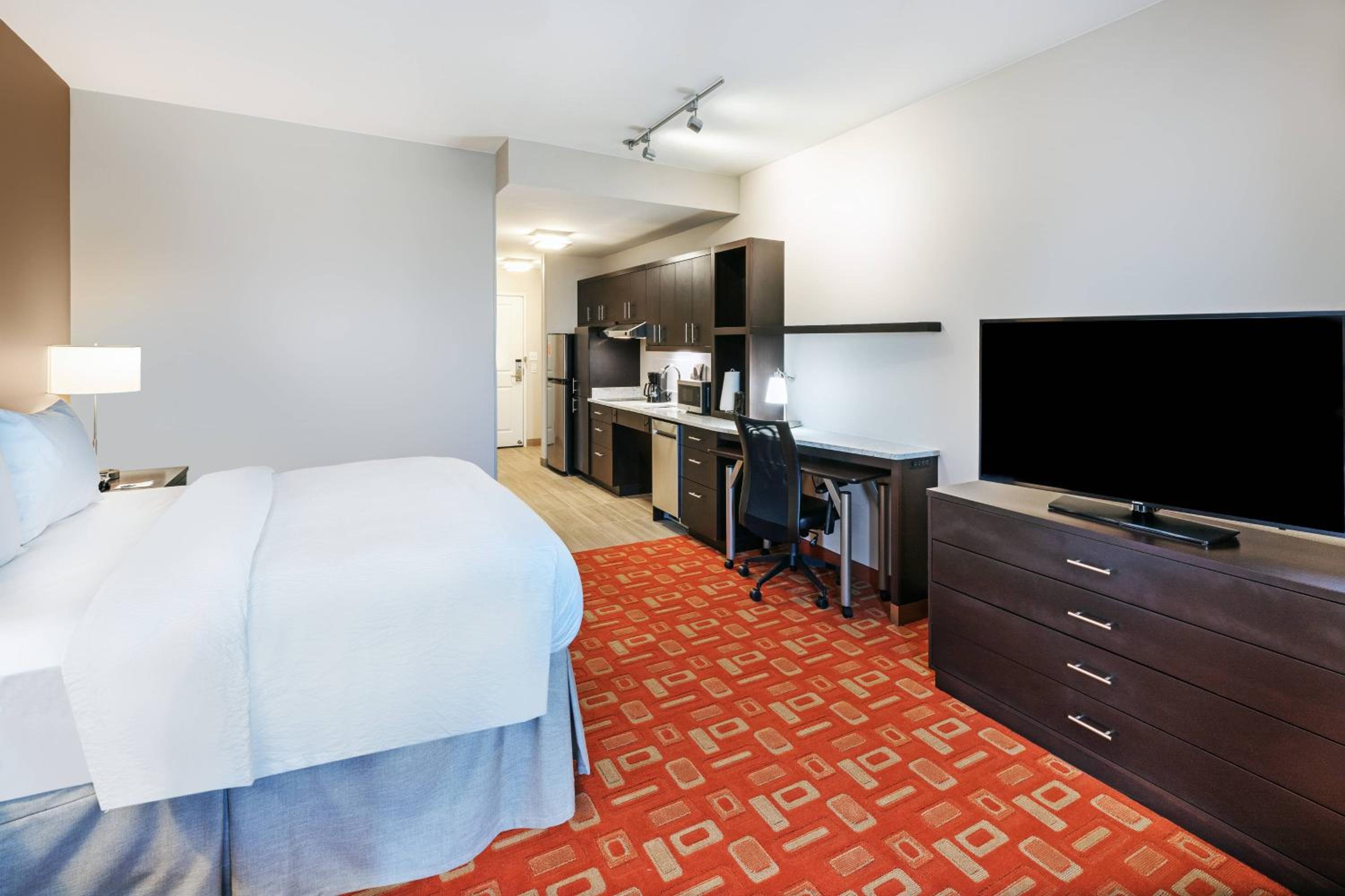 Studio, 1 King, Sofa bed