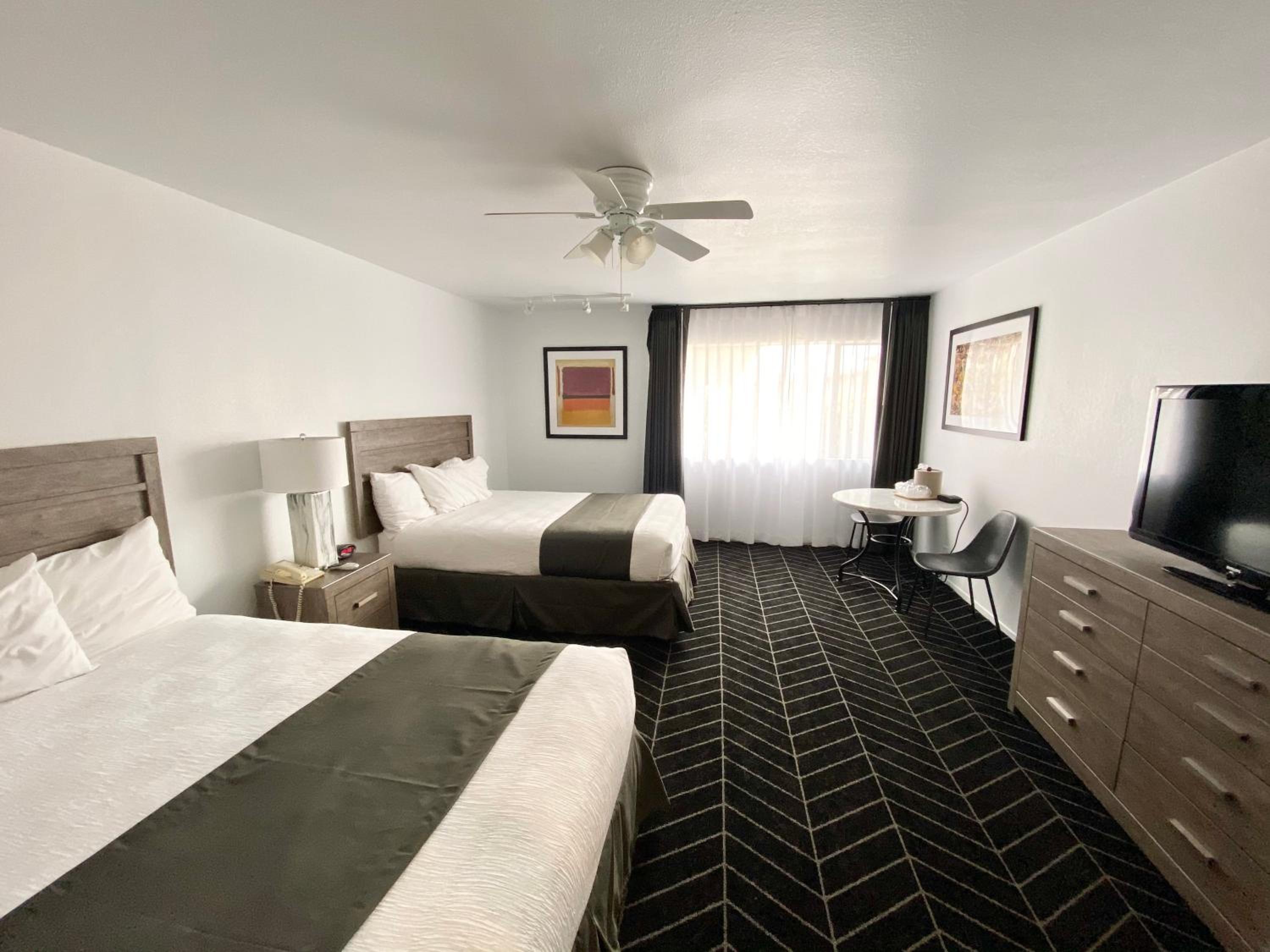2 Queen Bed Non Smoking Accessible 