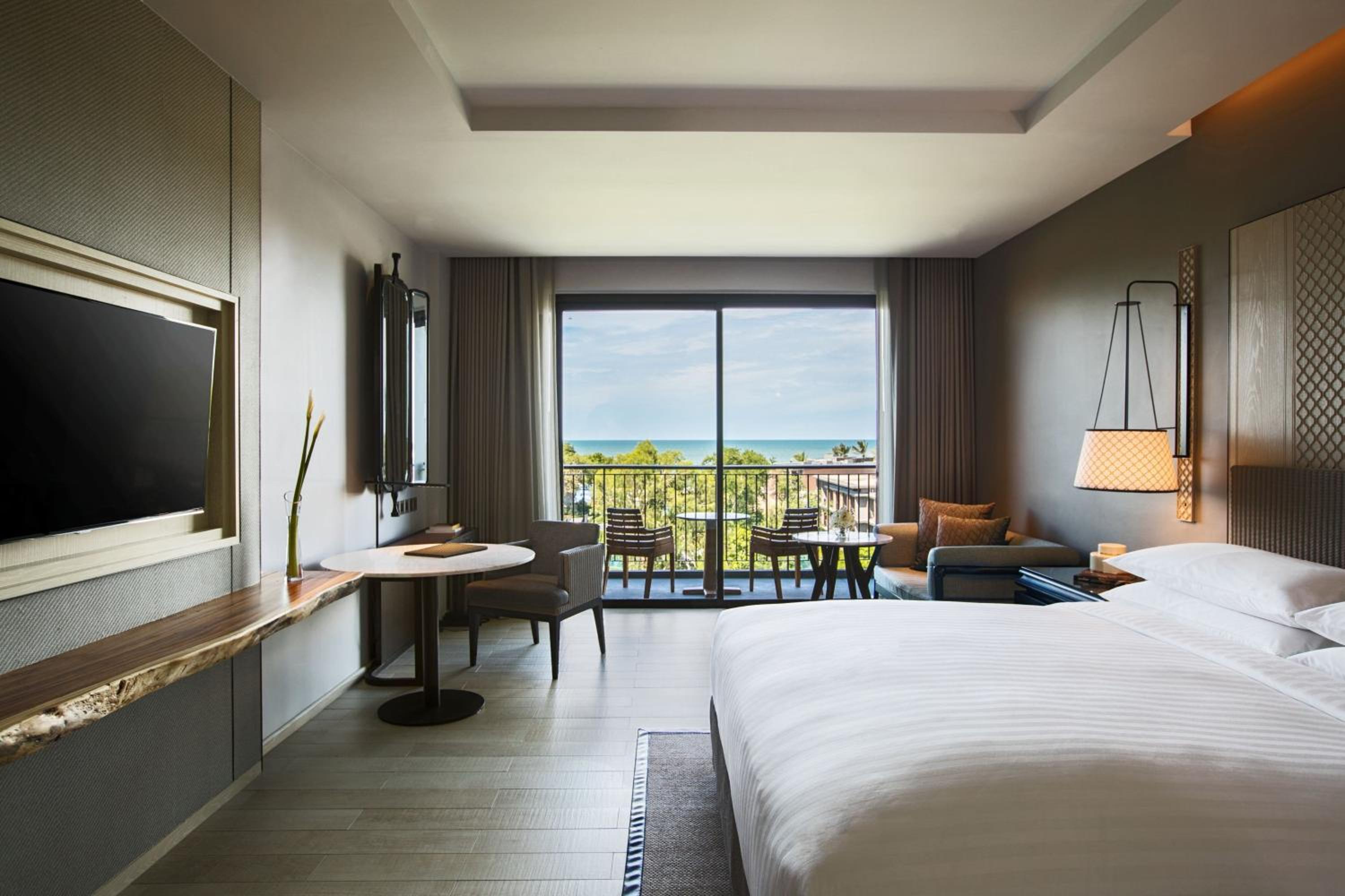 Guest room, 1 King, Sea view