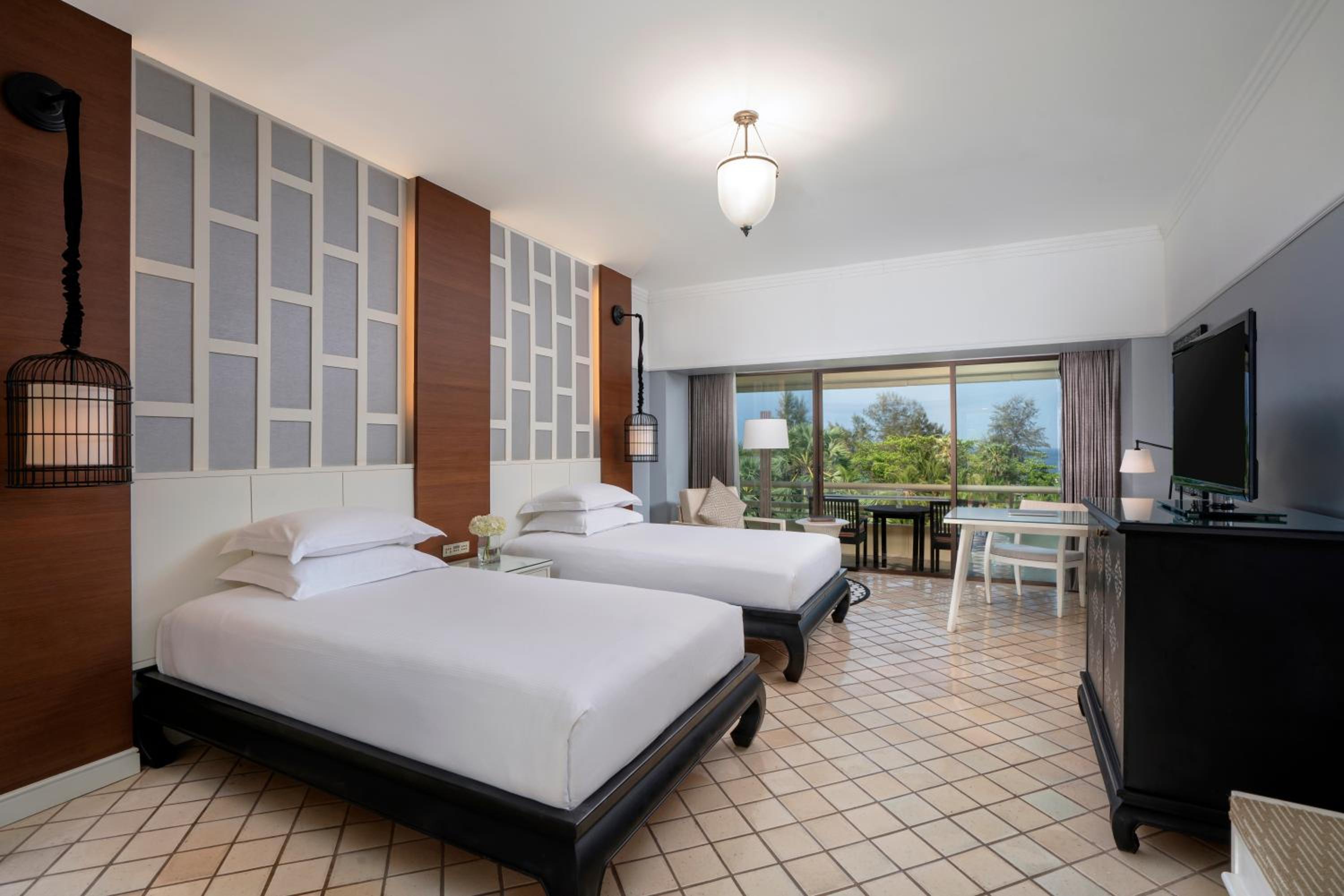 Superior Twin Room with Seaview