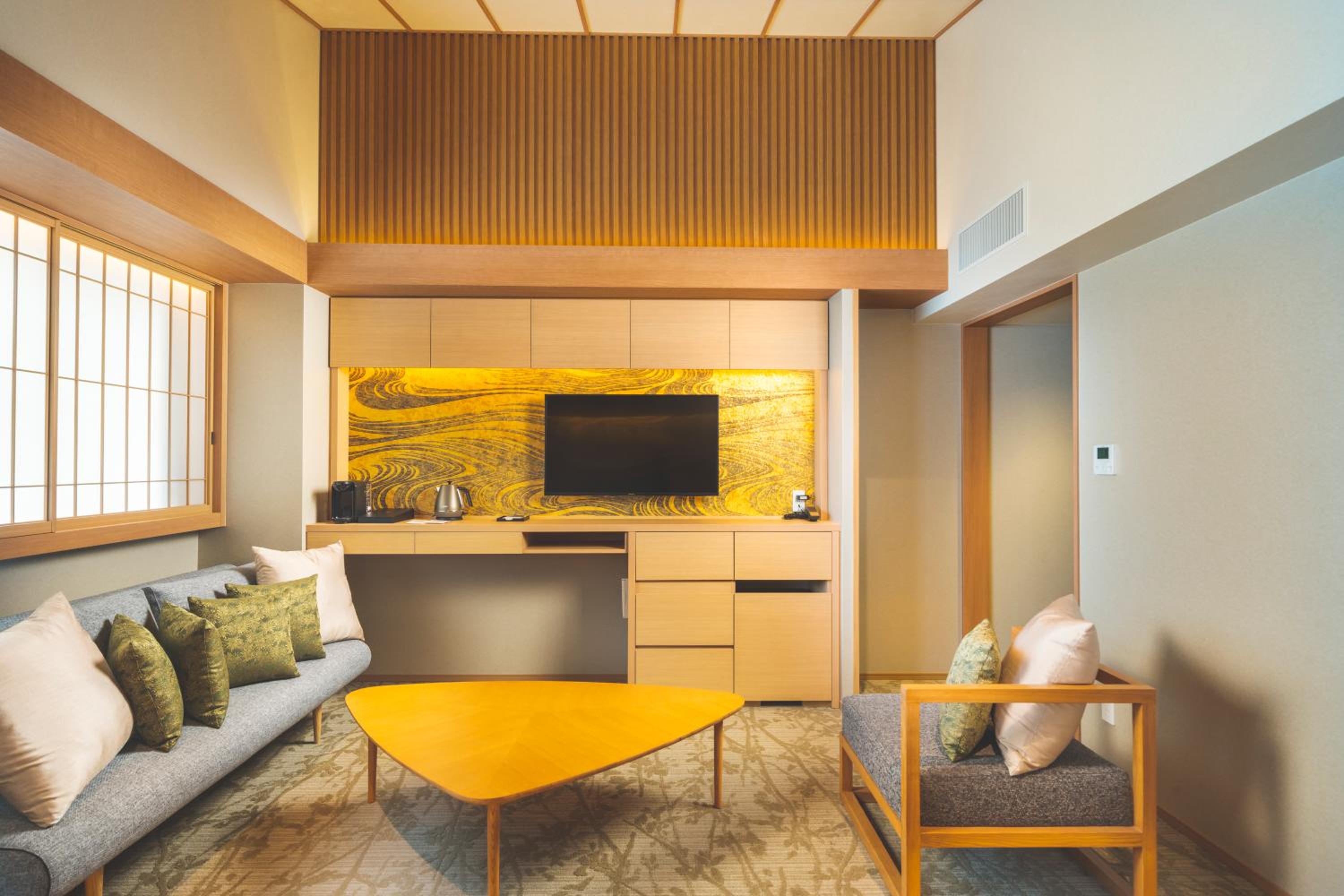 Signature Deluxe Twin Room