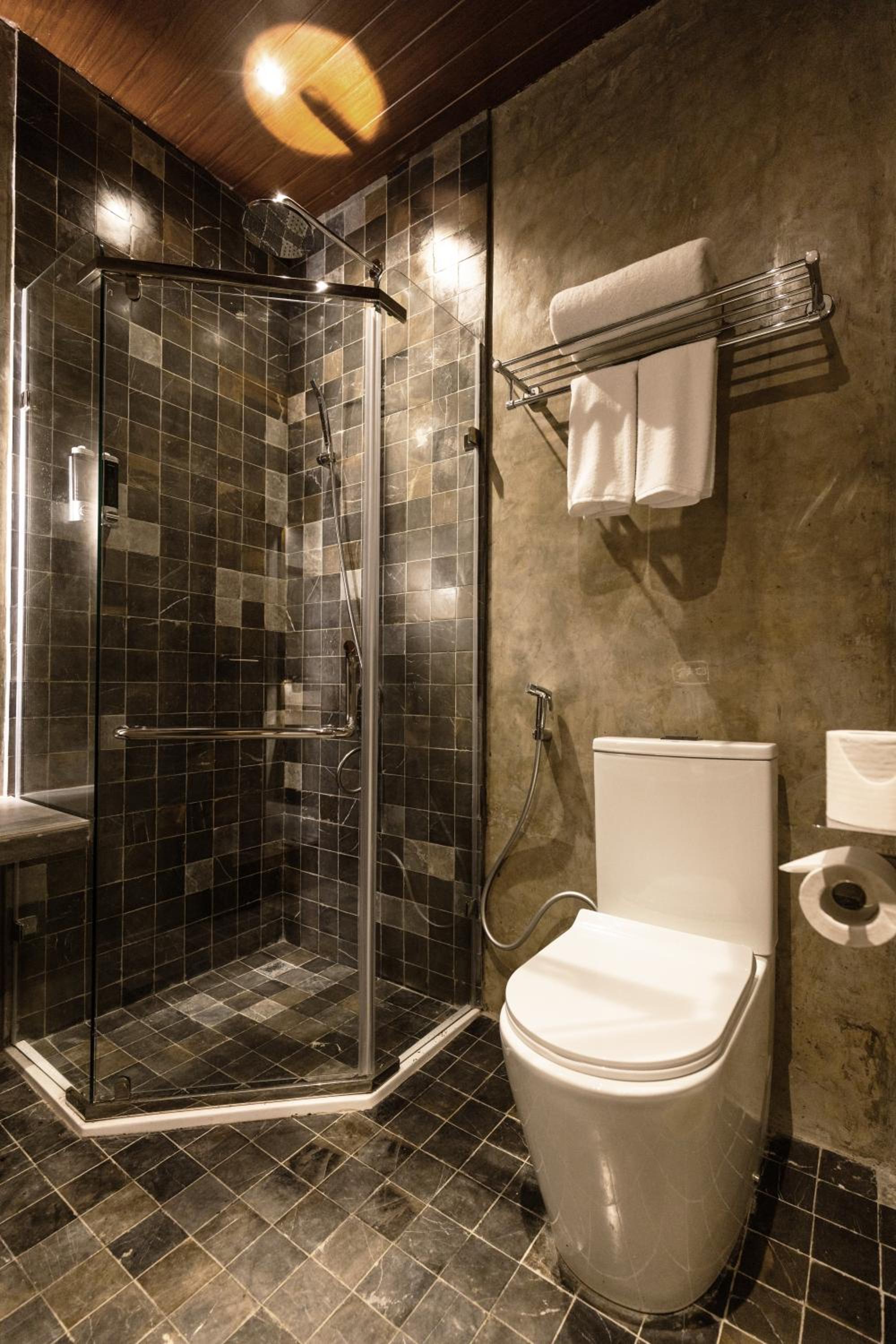 Superior Double Room (No View, Roadside)