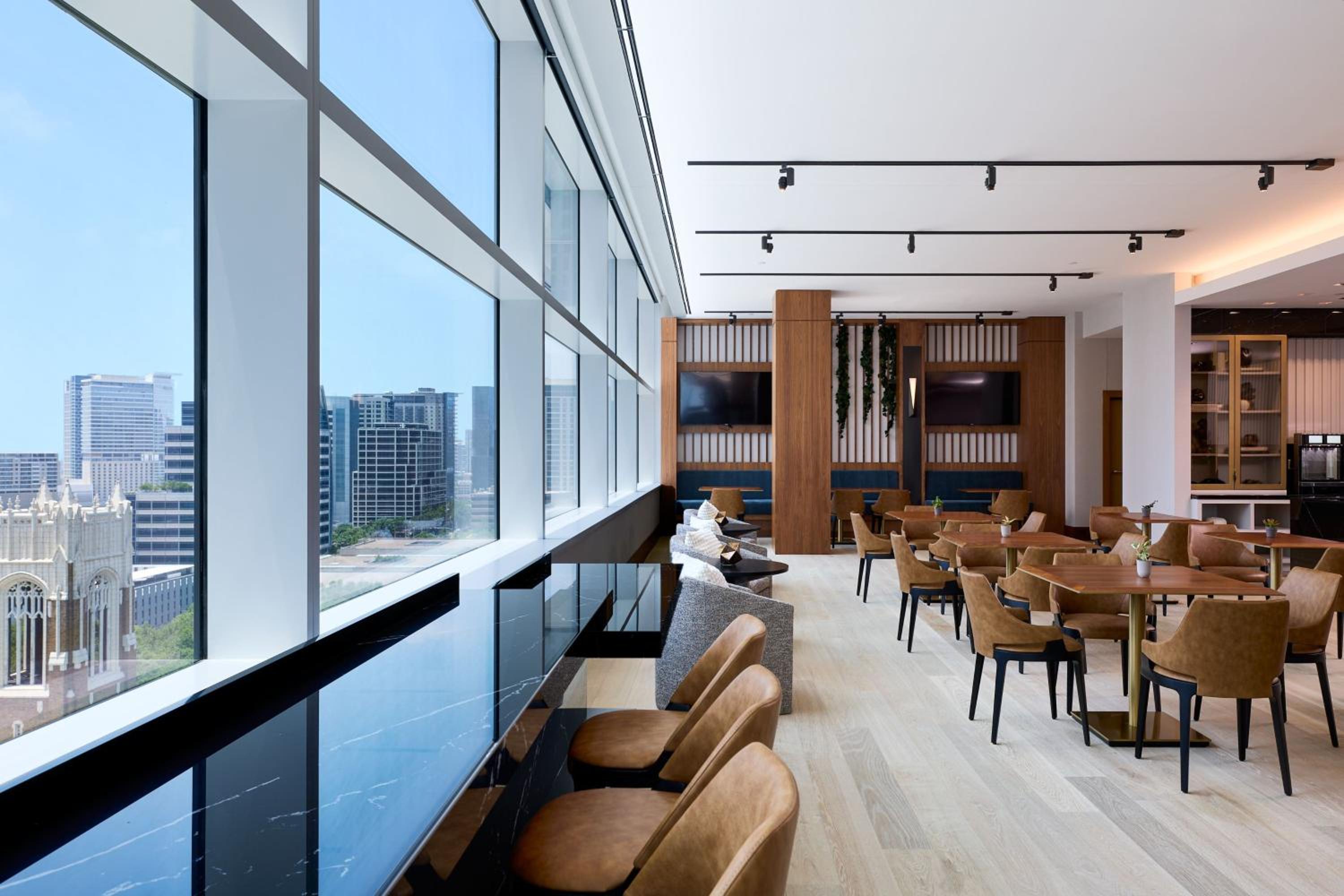 Club King Room - Club Level