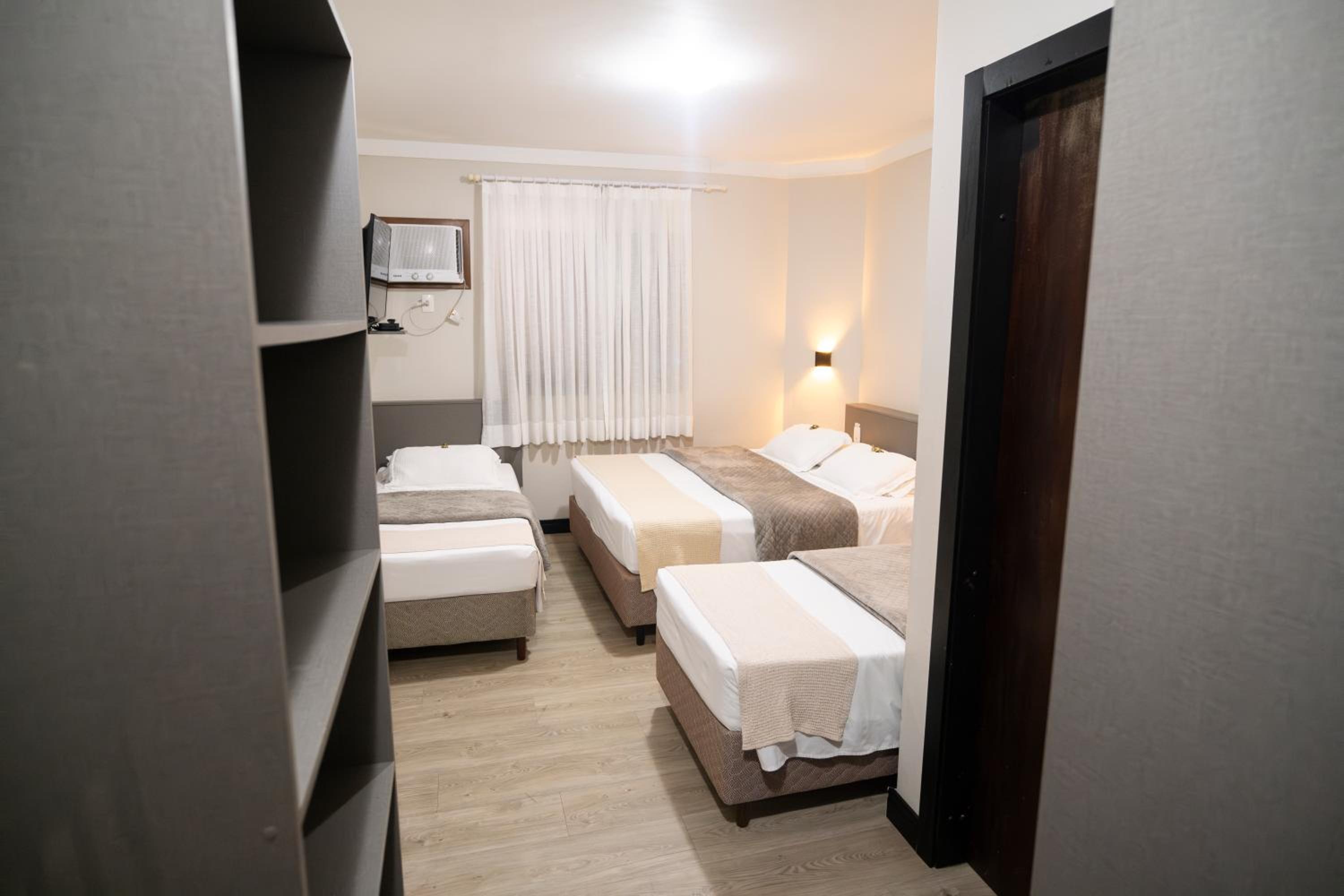 Luxury Quadruple Room