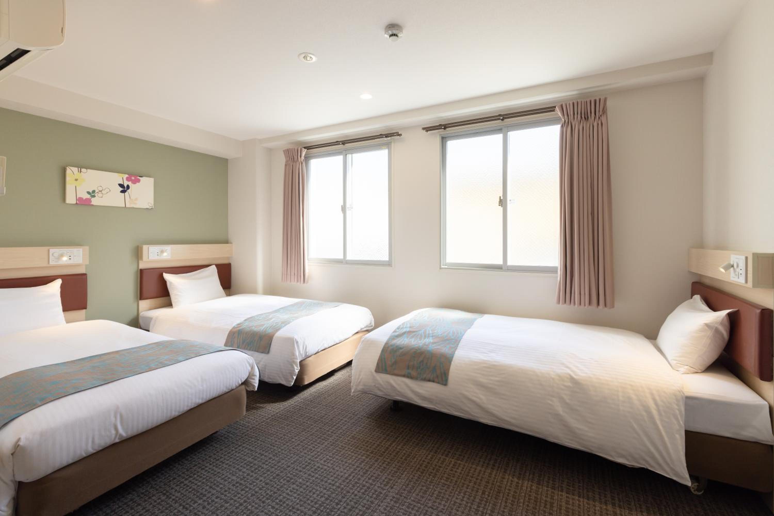 Triple Room - Non-Smoking