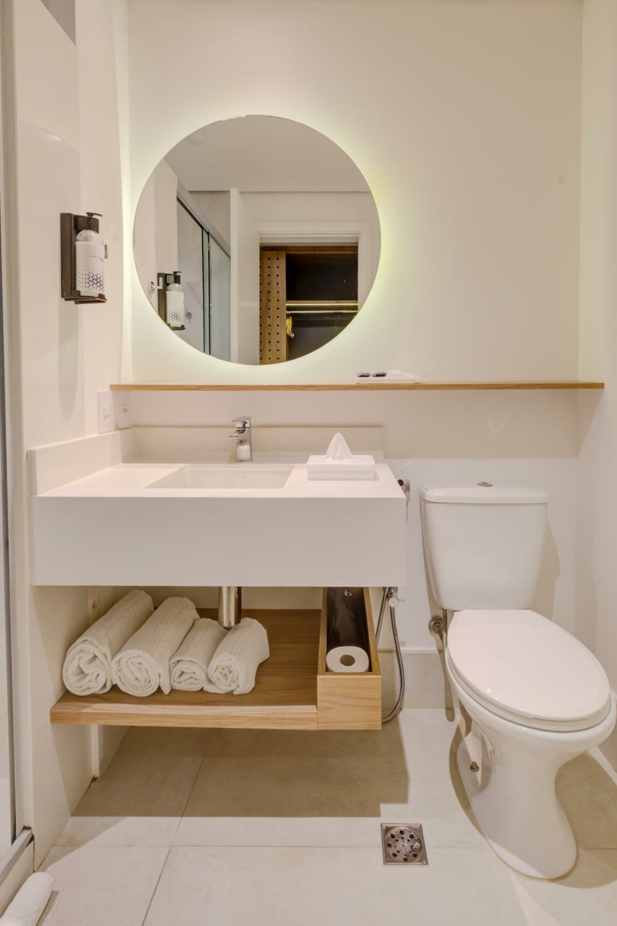 Twin Room - Non-Smoking