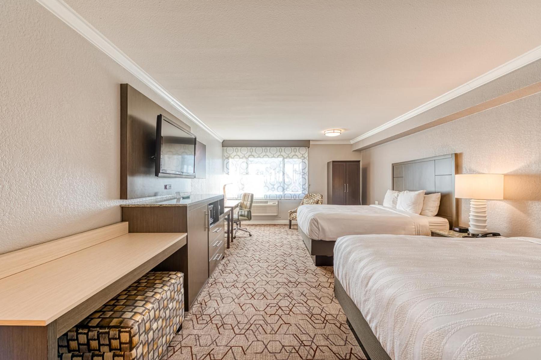 Queen Room with Two Queen Beds with Accessible Tub - Accessible/Non Smoking