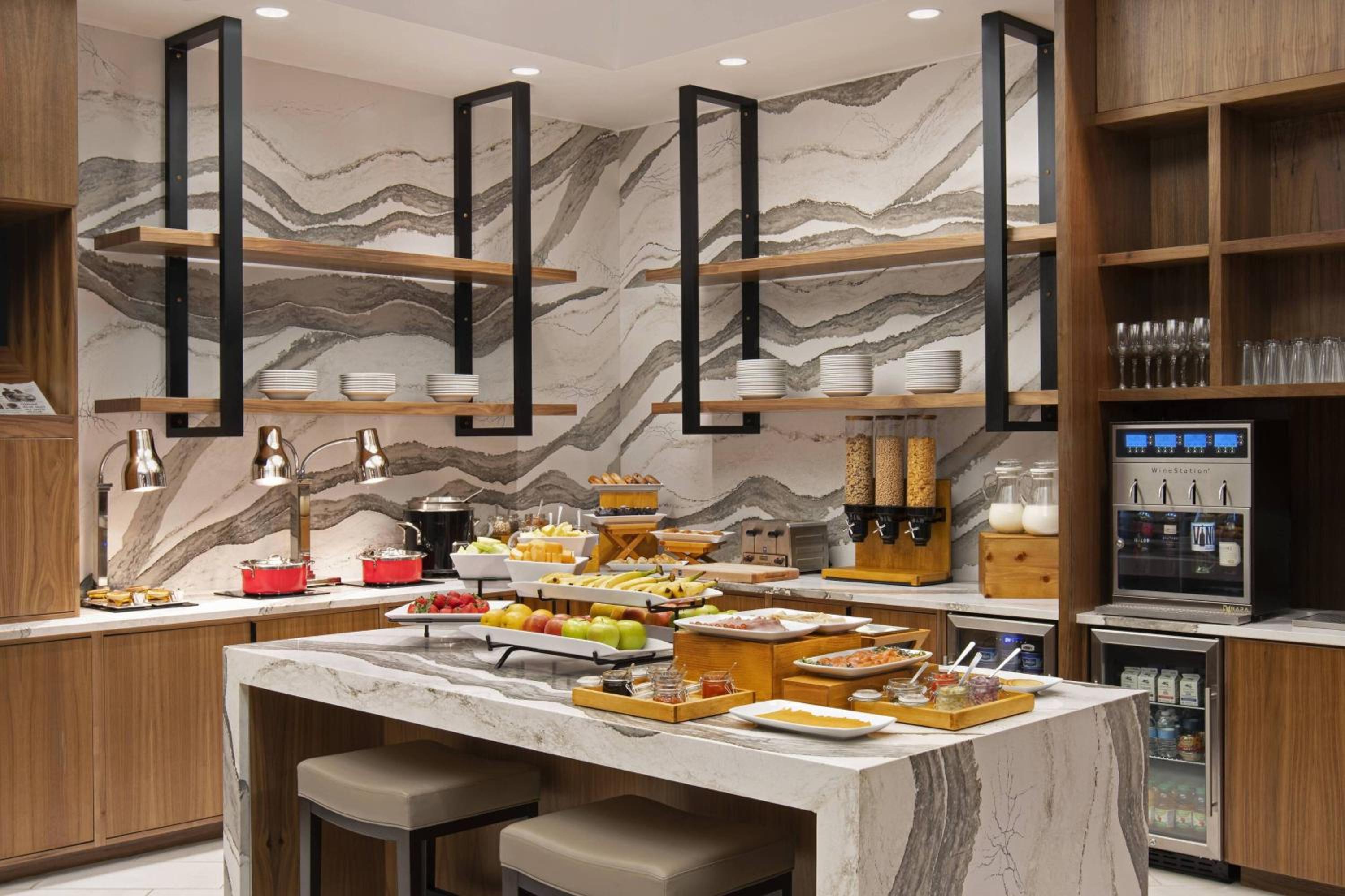 King Room - M Club Level