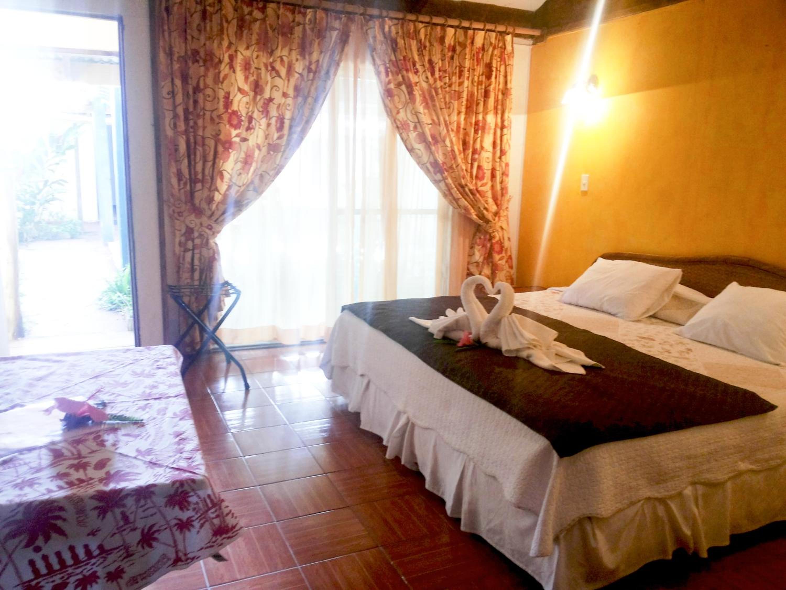 Triple Room with Garden View