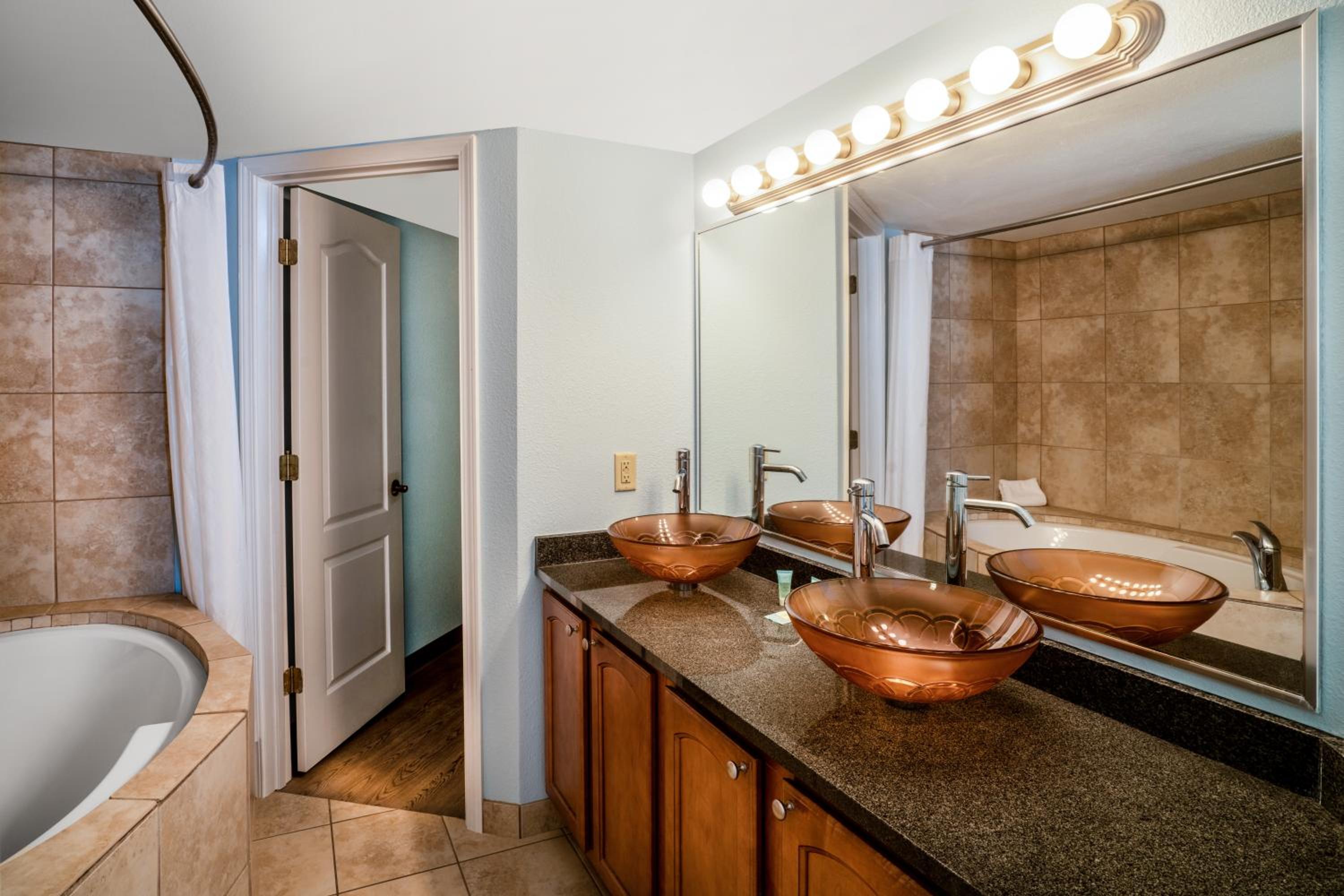Deluxe Suite 2 Kings