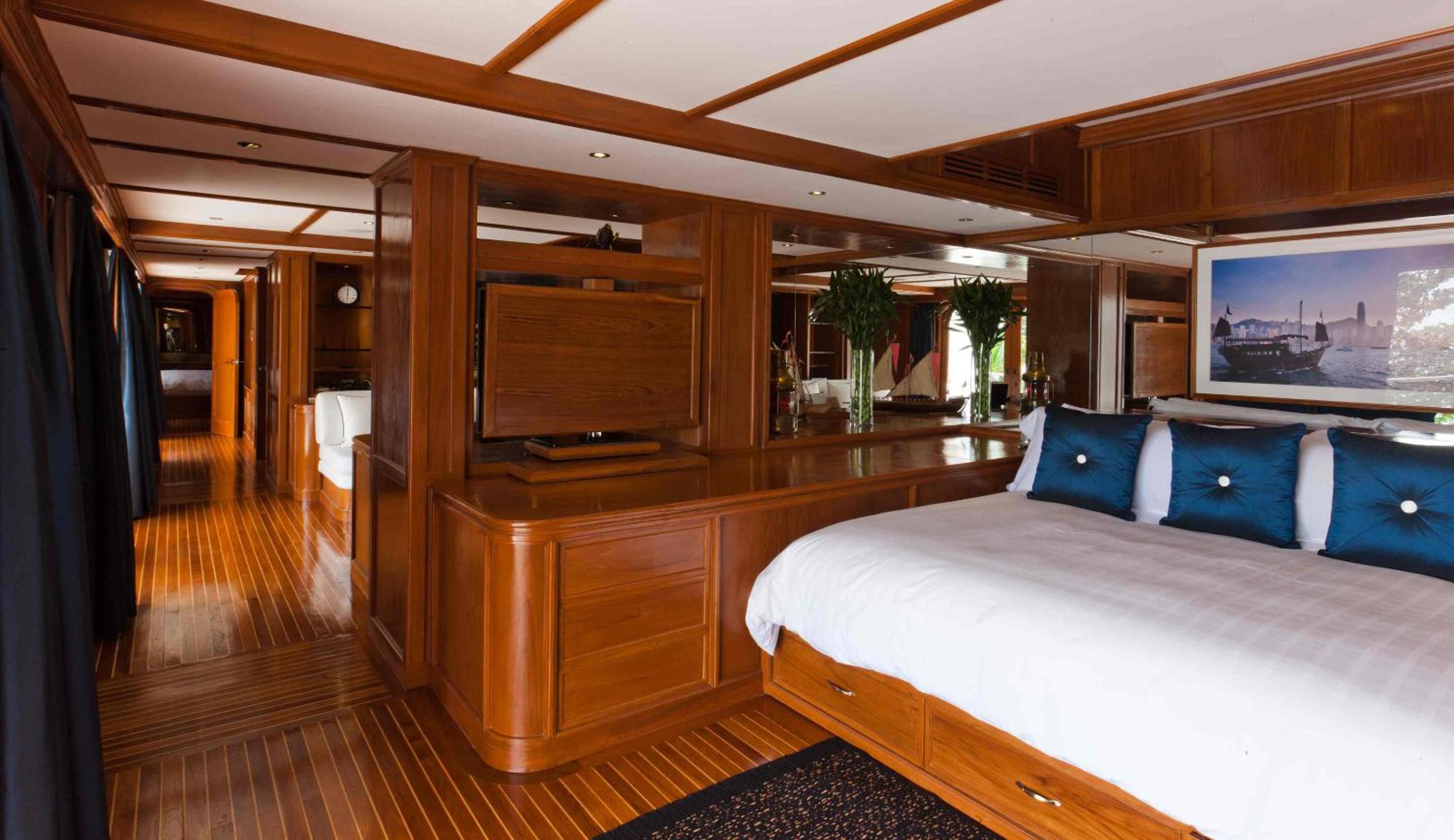 6-Bedroom Ocean Front Residence- Villa no.29