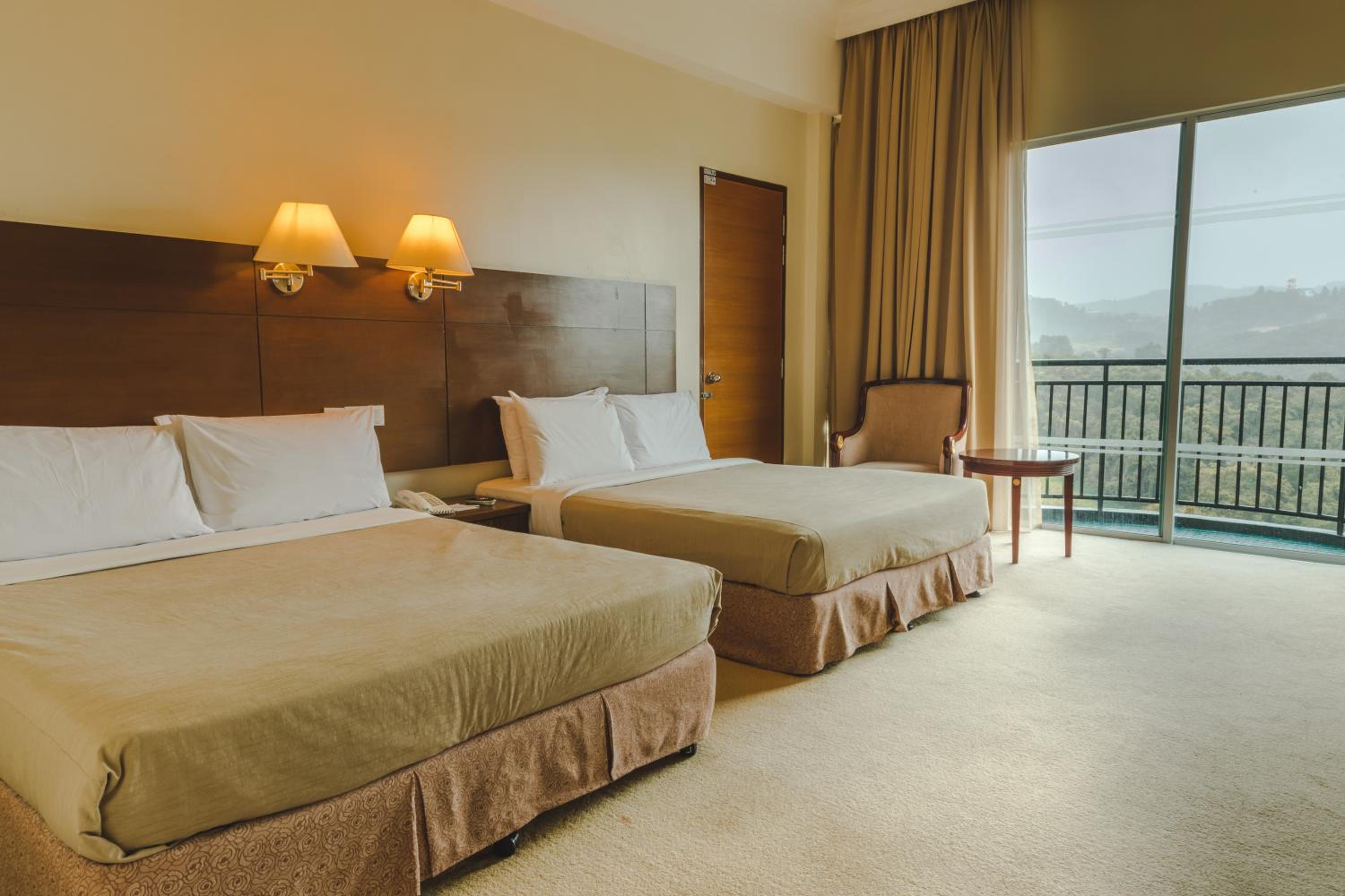 Deluxe Quadruple Room