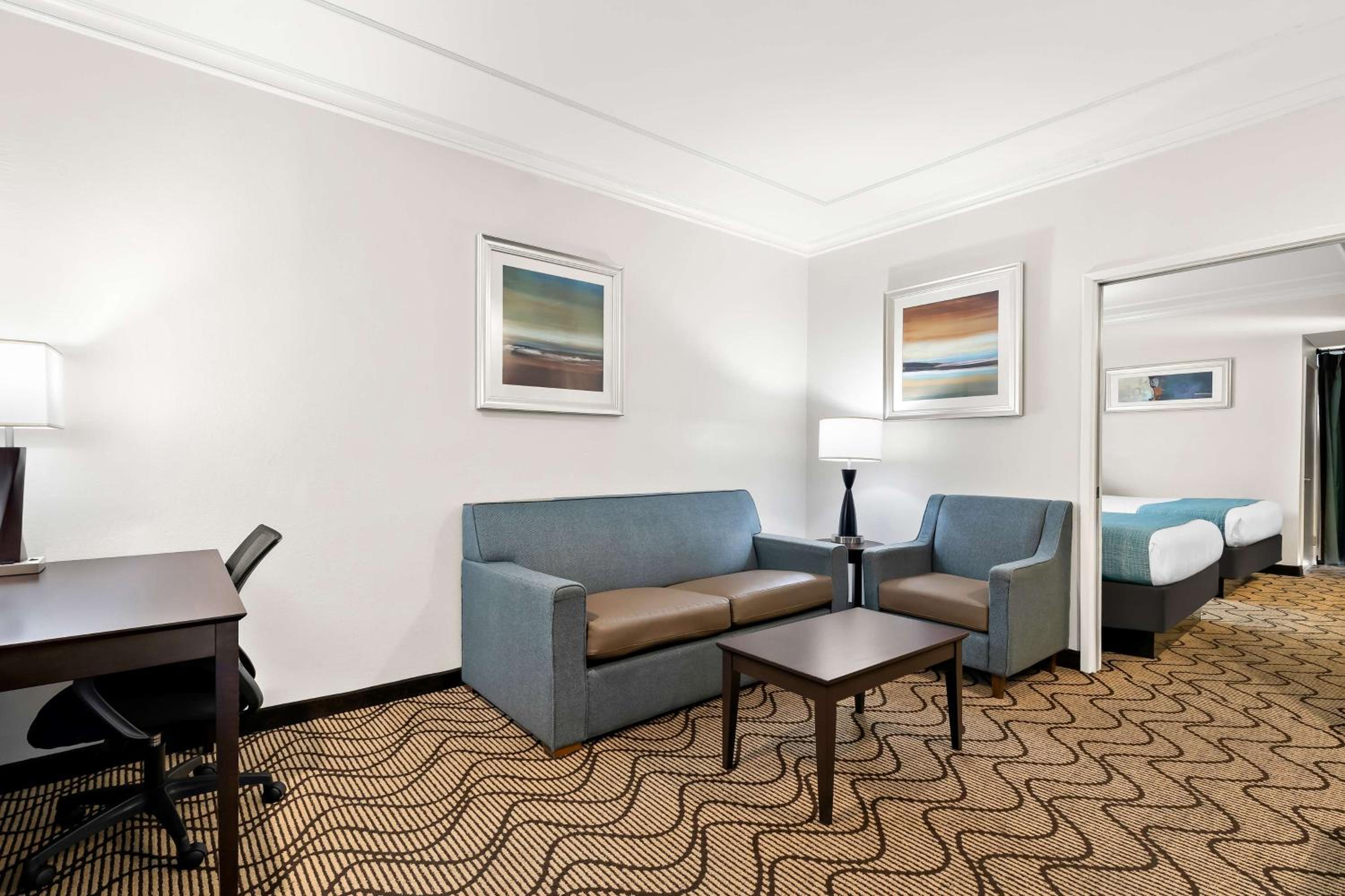 Queen Suite with Sofa Bed