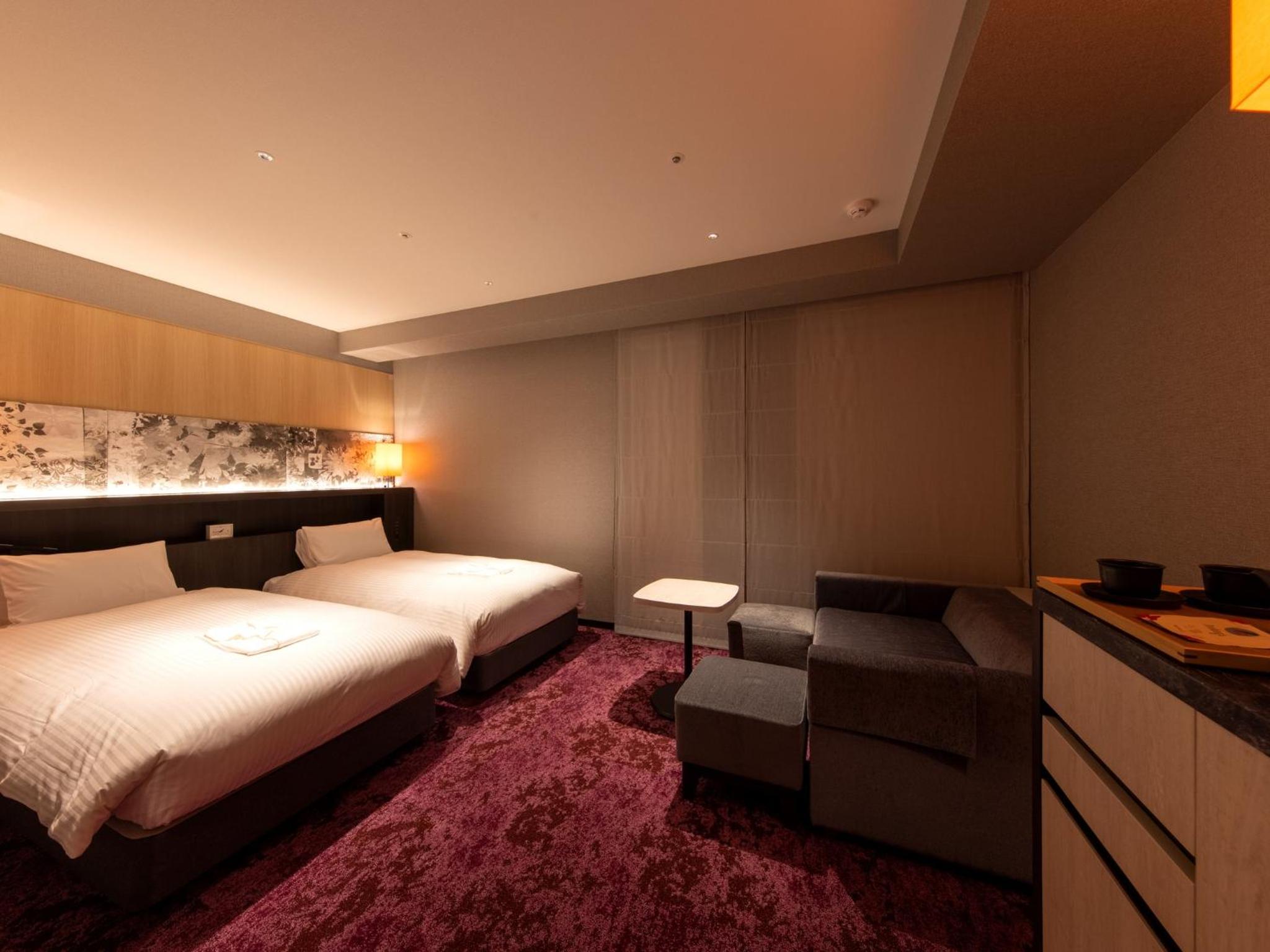 Superior Twin Room (2 Adults)
