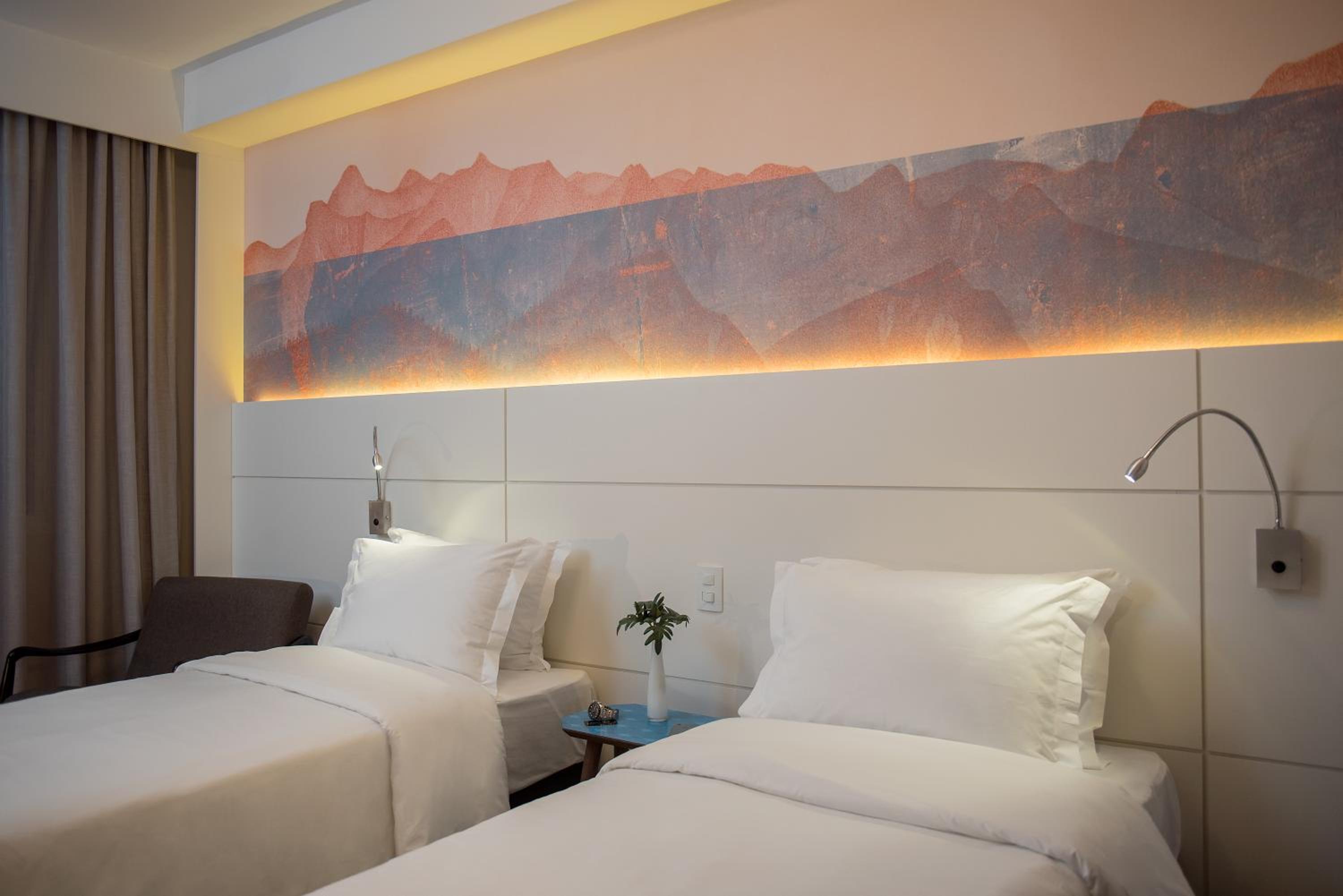 Superior Luxury Twin - 2 Single Beds