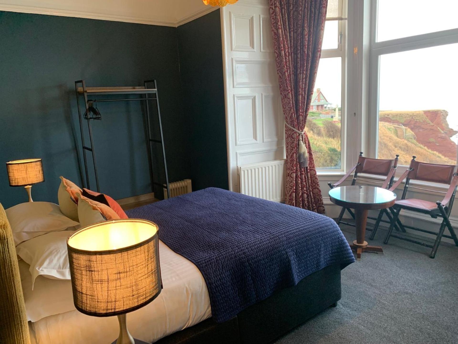 Double or Twin Room with Sea View