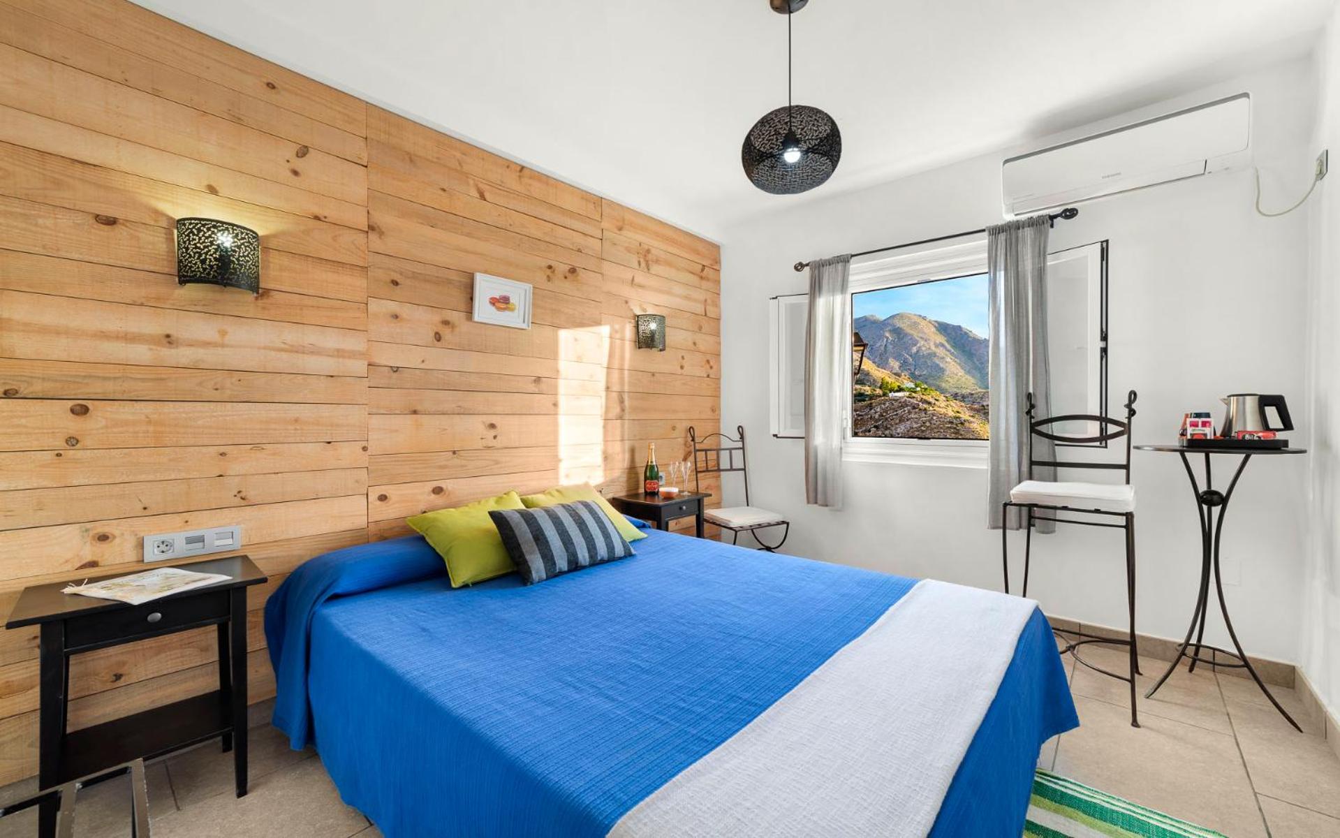Double Room with Mountain View