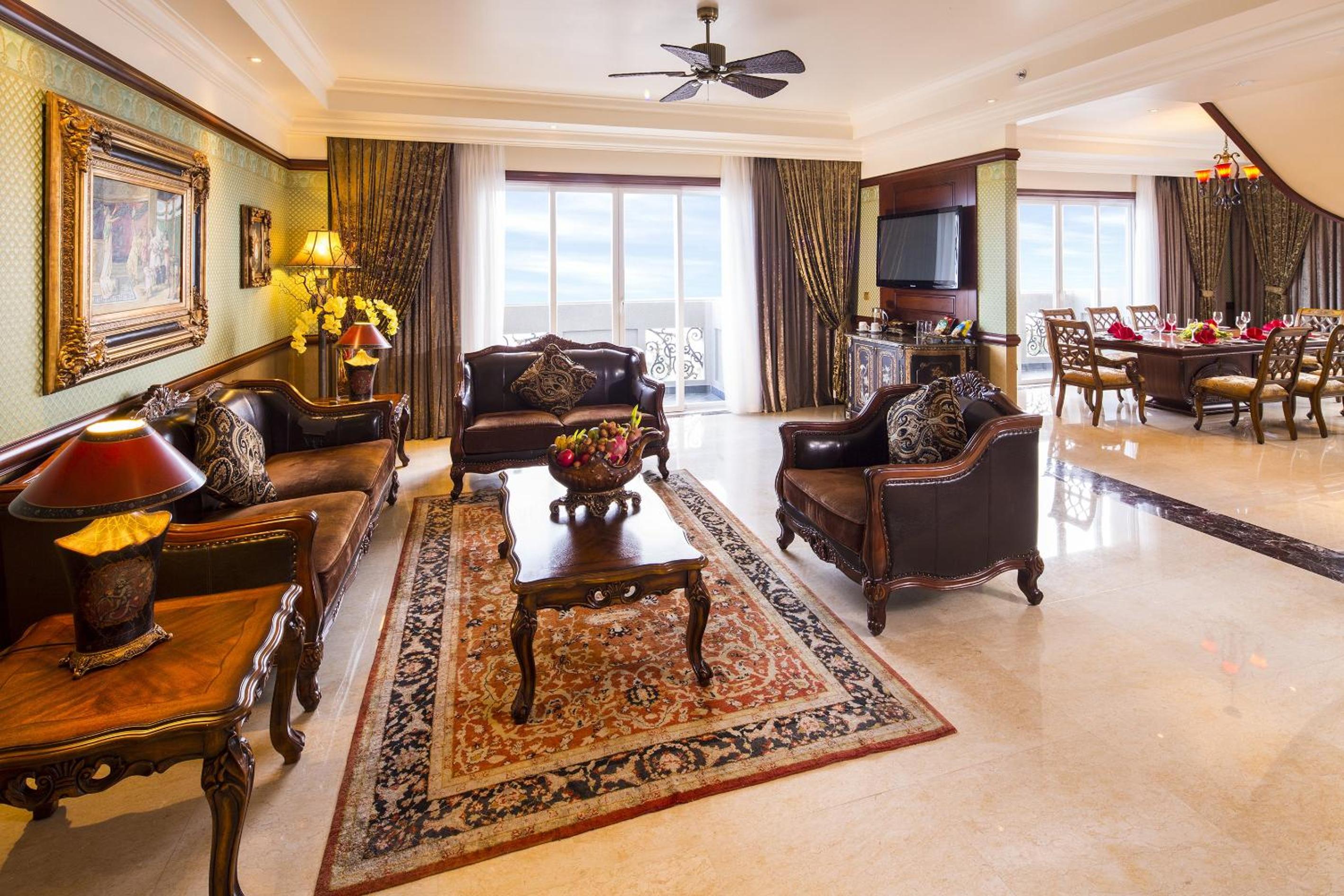Heritage Imperial Suite