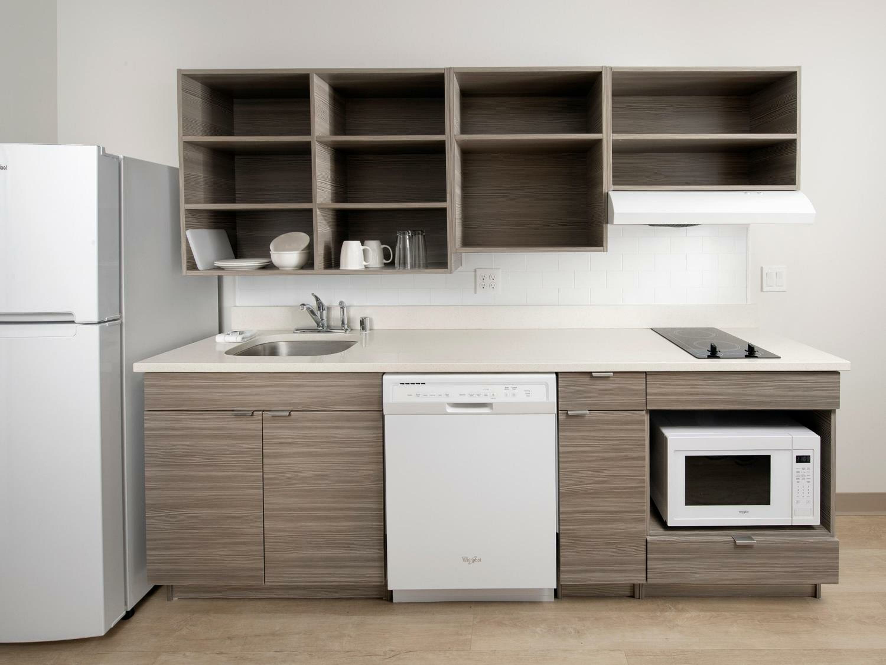 Queen Room - Accessible/Non-Smoking