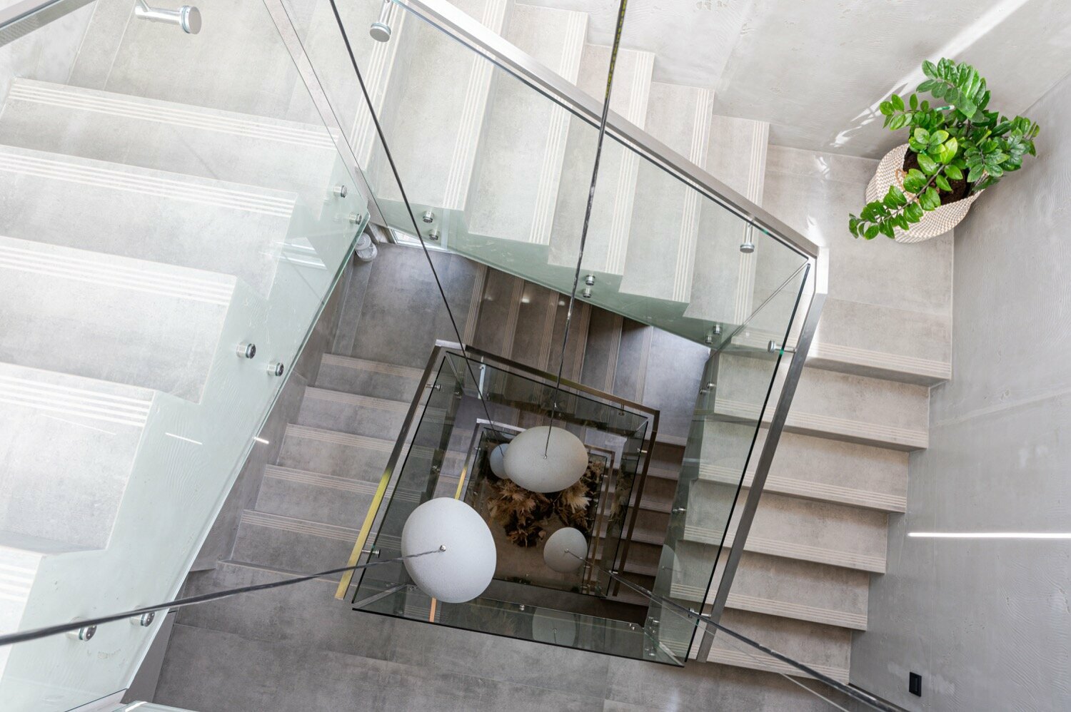 Номер-студия с диваном-кроватью