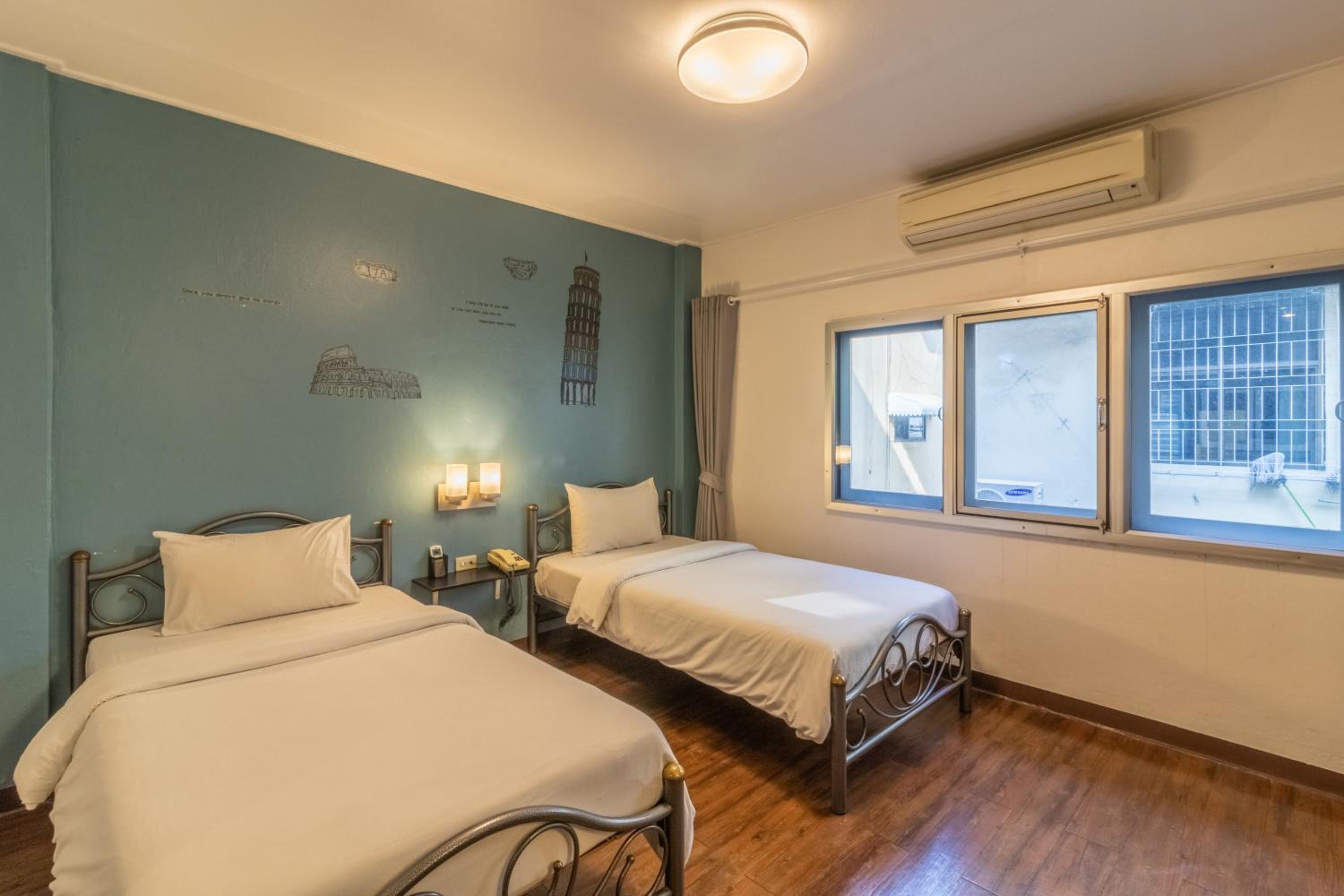 Art Superior Twin Room