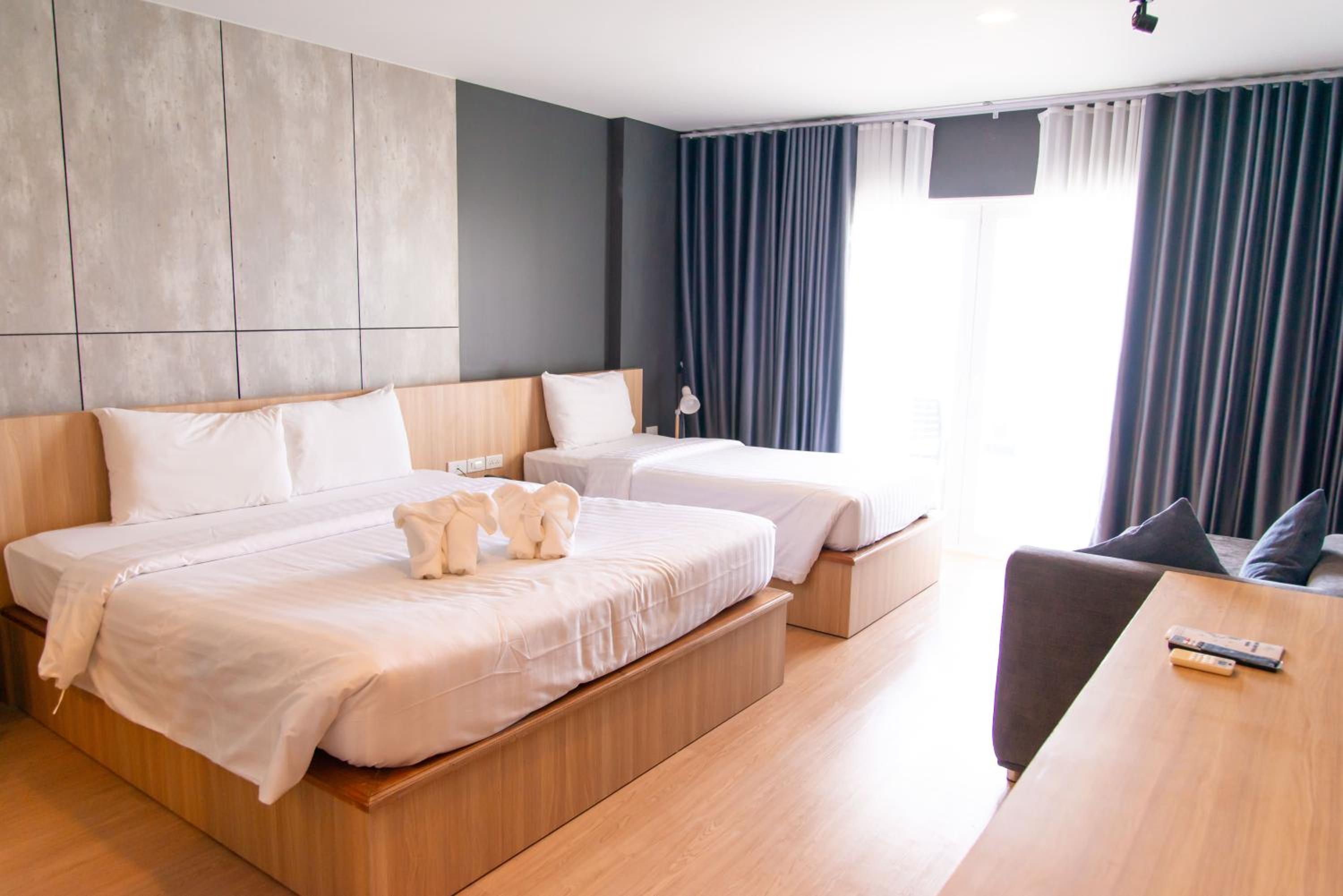 Panorama Double Room - Front Beach