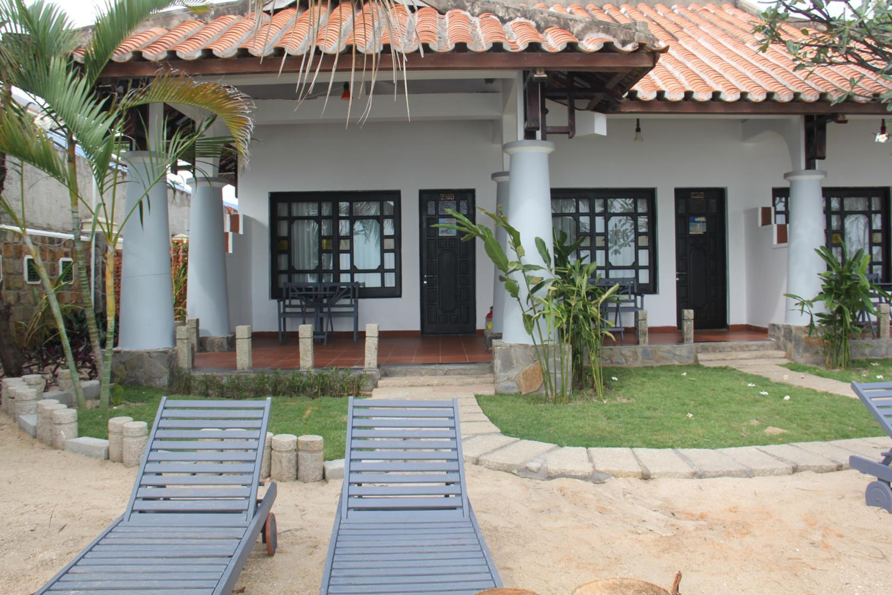 Bungalow - Beach Front