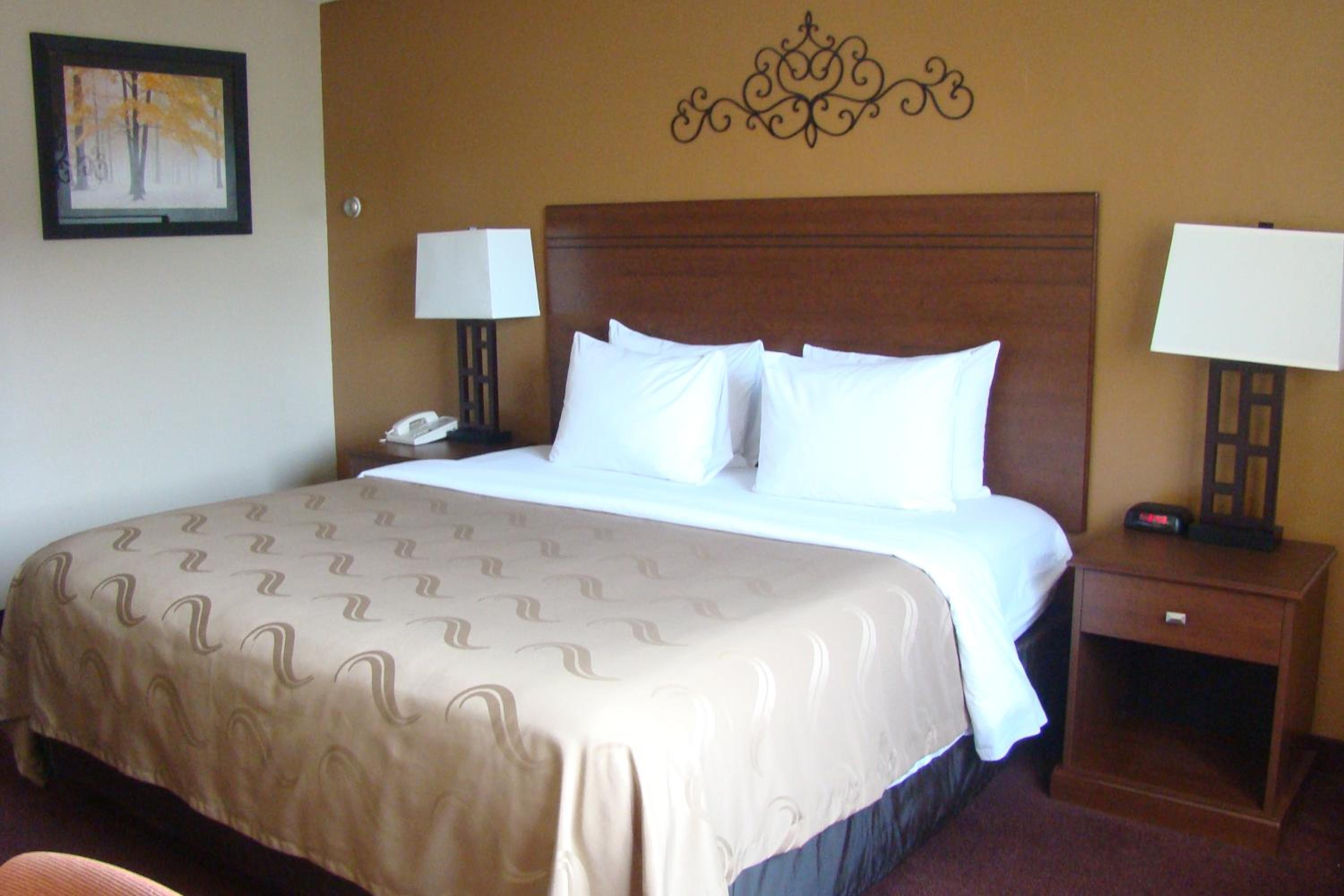 King Room - Non-Smoking