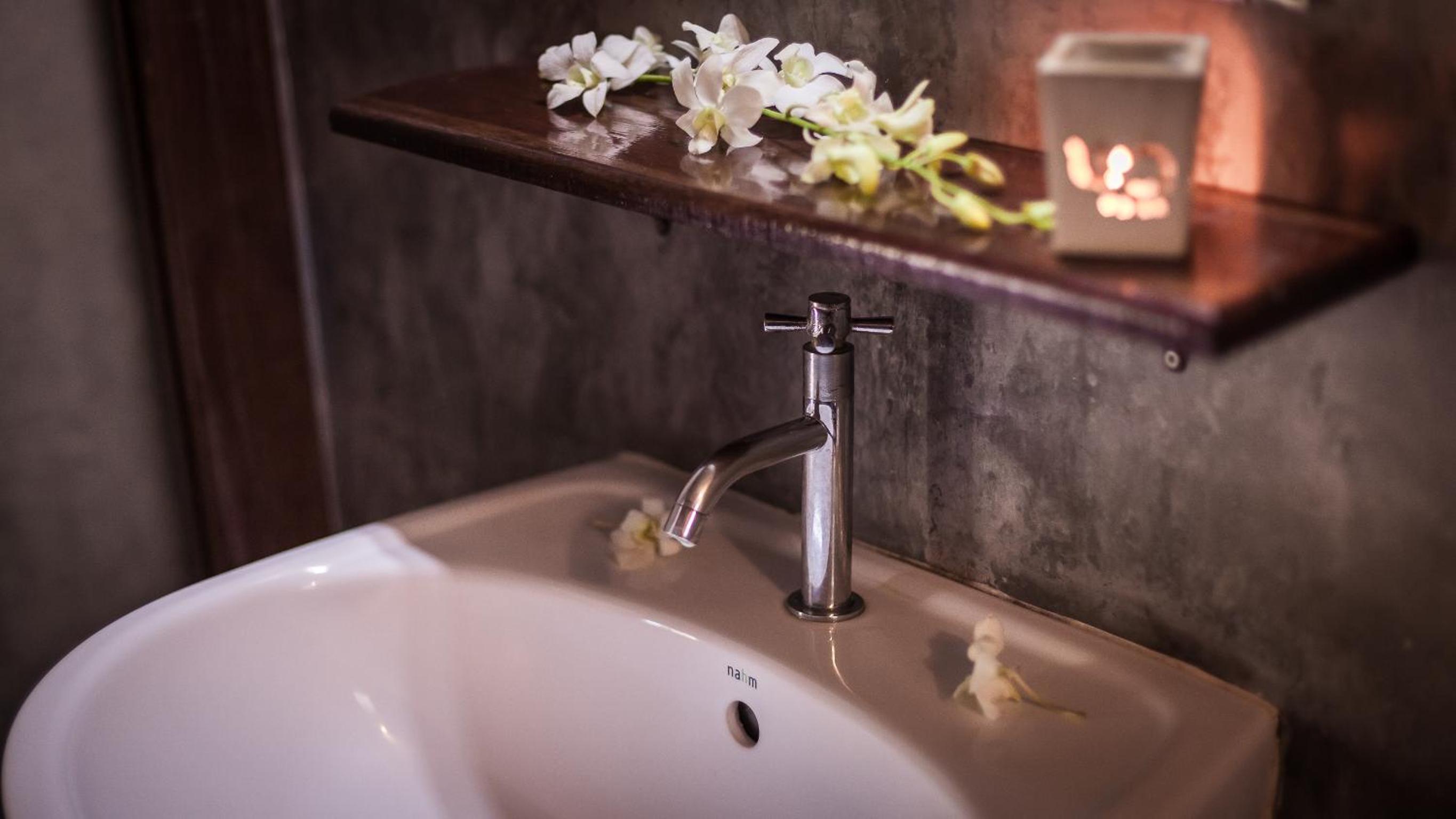 Front Garden Bungalow 