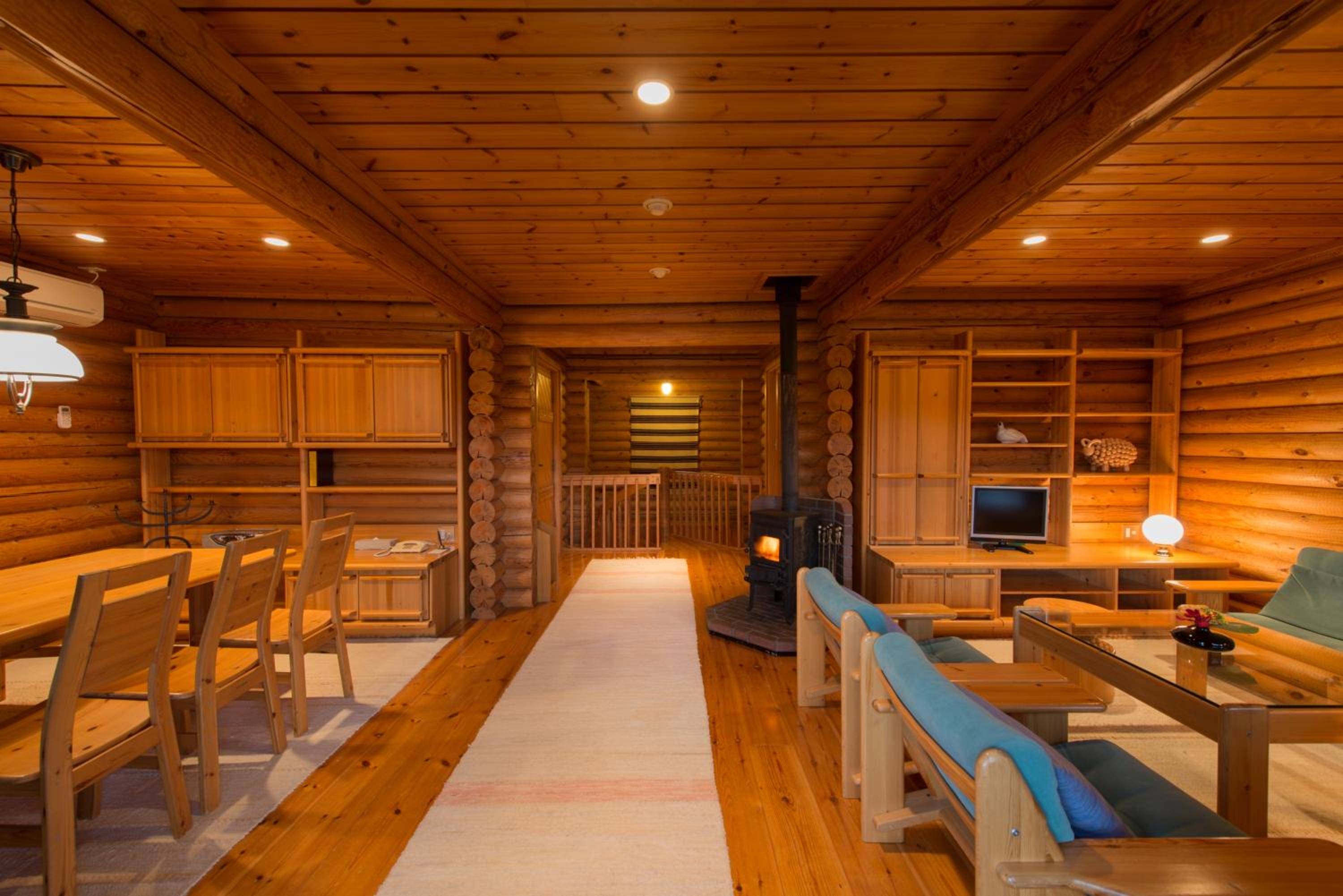 Cottage with Forest View