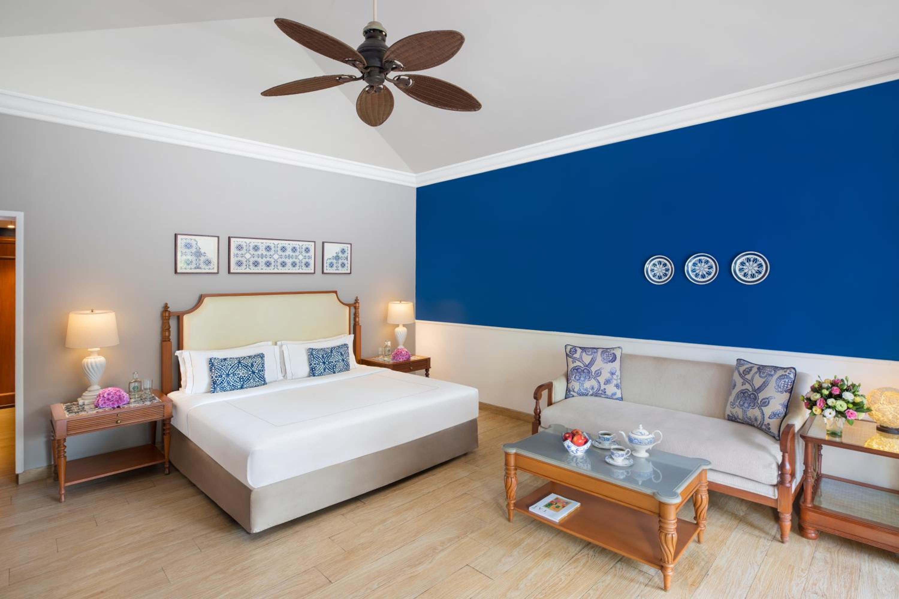 Villa Room Garden View King Bed