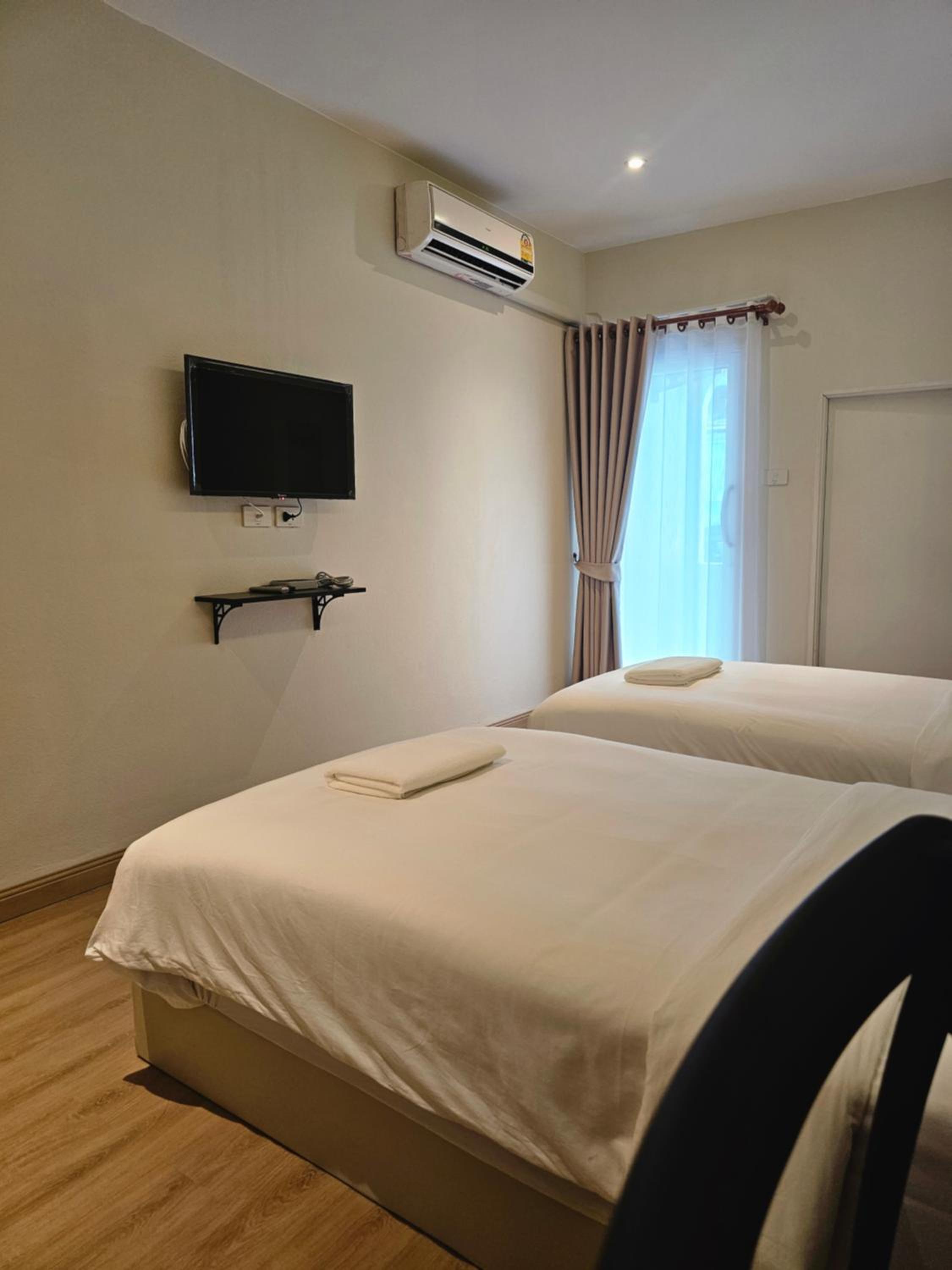 Budget Twin Room