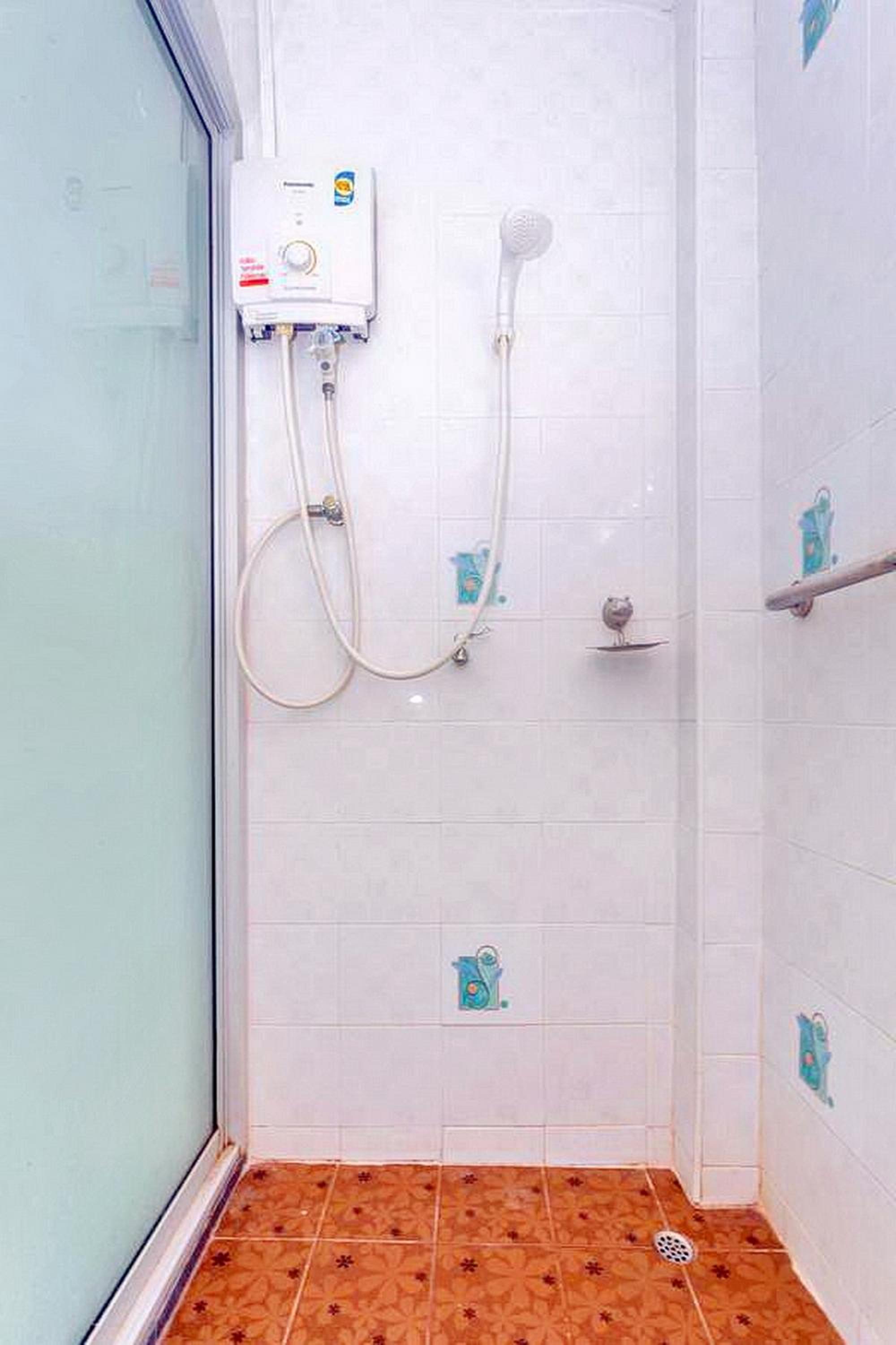 Family Room with Private Bathroom