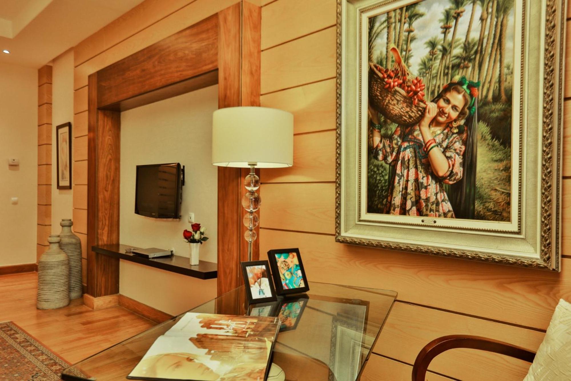 Royal Savoy Junior Suite with Jacuzzi (Adults Only)