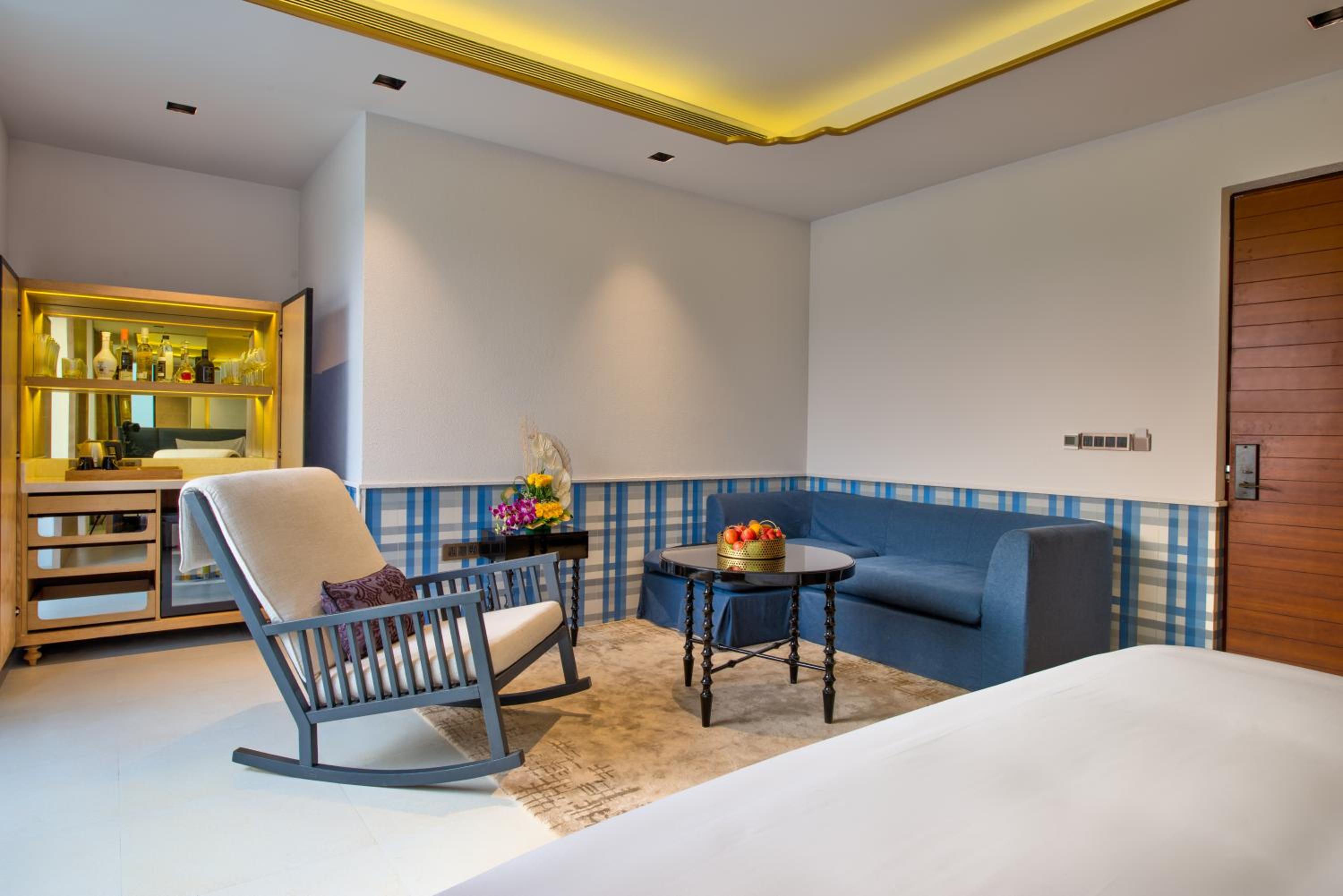 Premium Balcony Room King Bed - INR 2000 Meal Credit per stay, 20% discount on Spa & Laundry