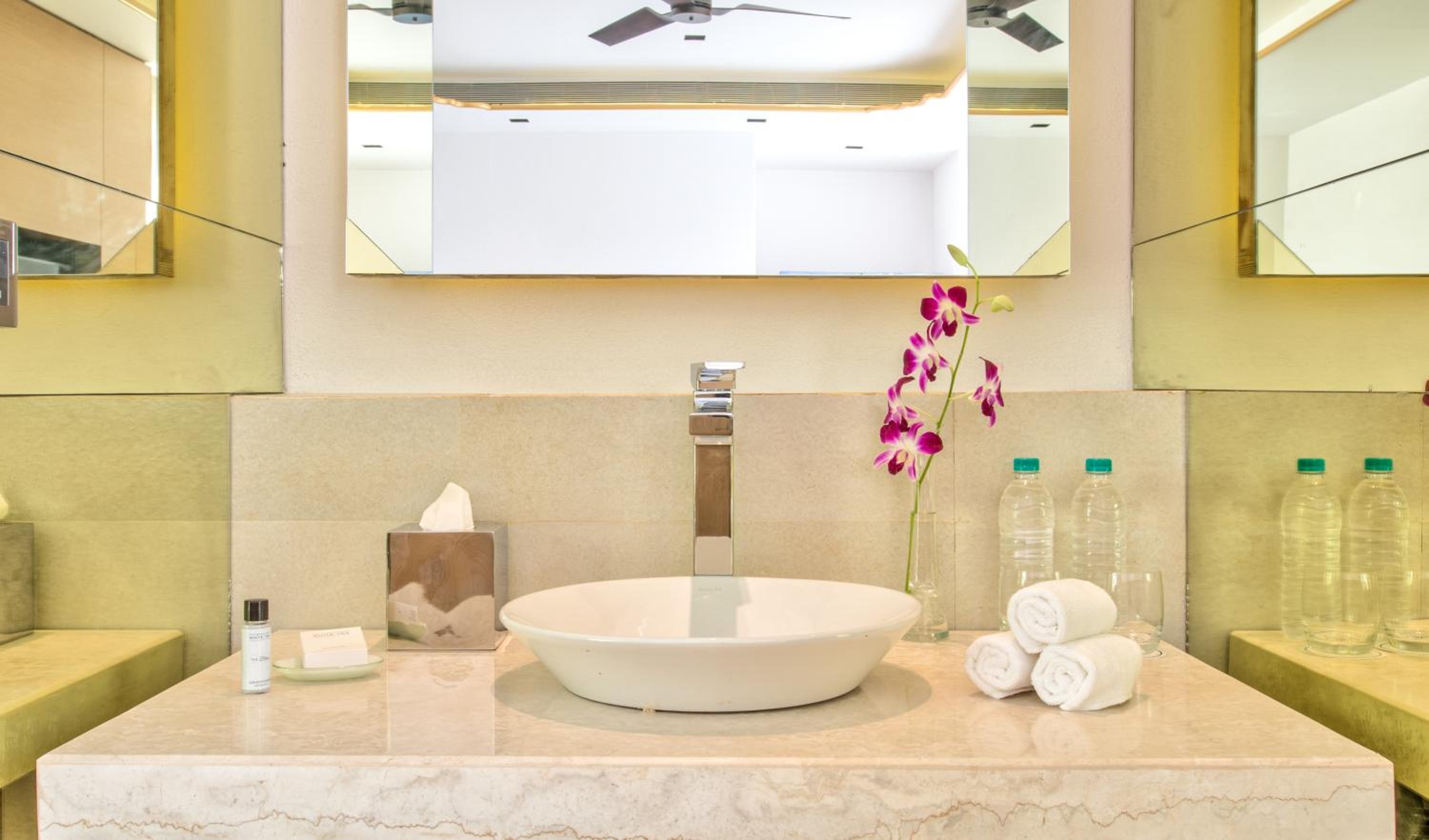 Premium Balcony Room King Bed - INR 2000 Meal Credit per stay, 20% discount on Spa & Laundry