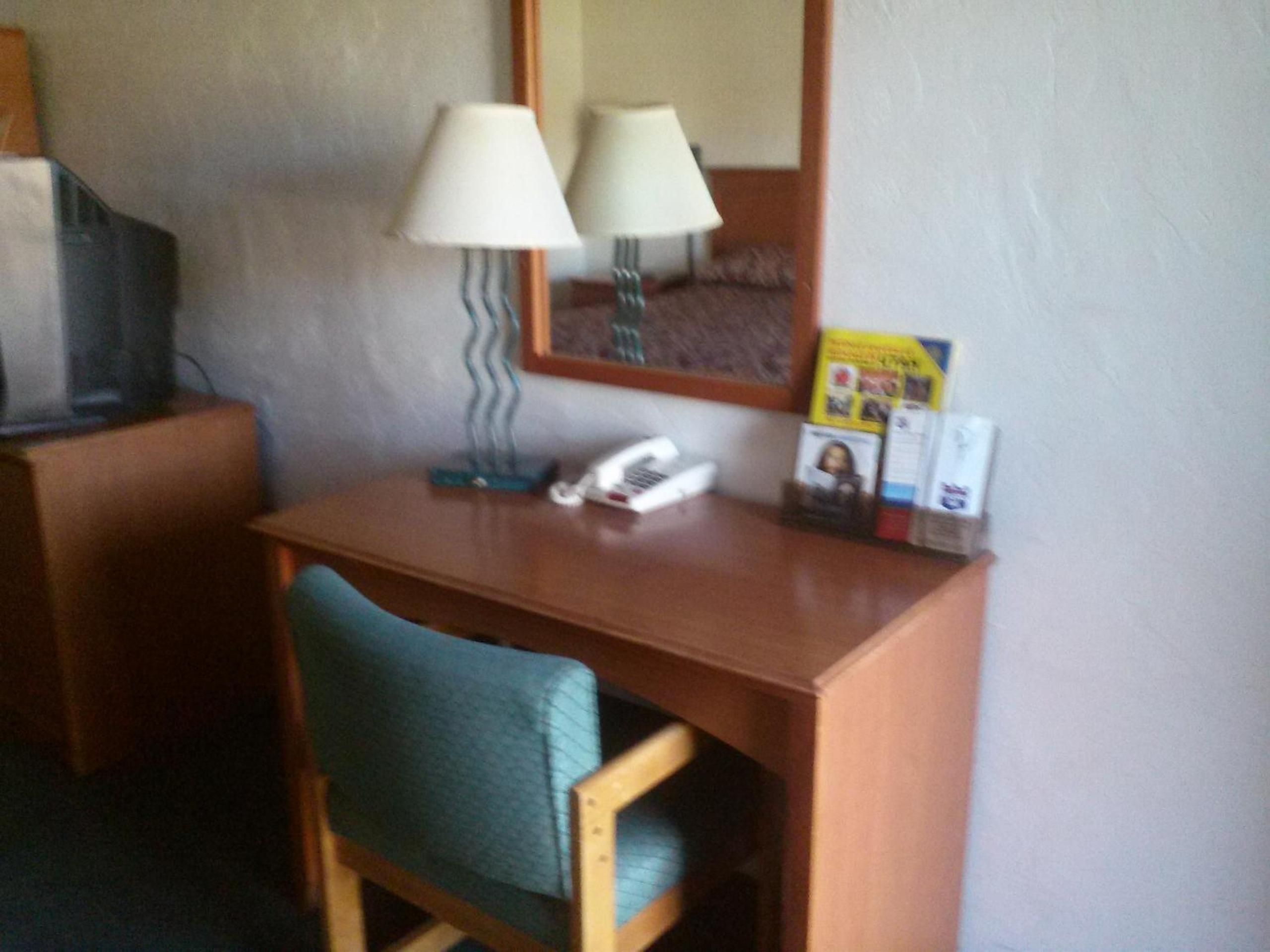 King Room- Non-Smoking