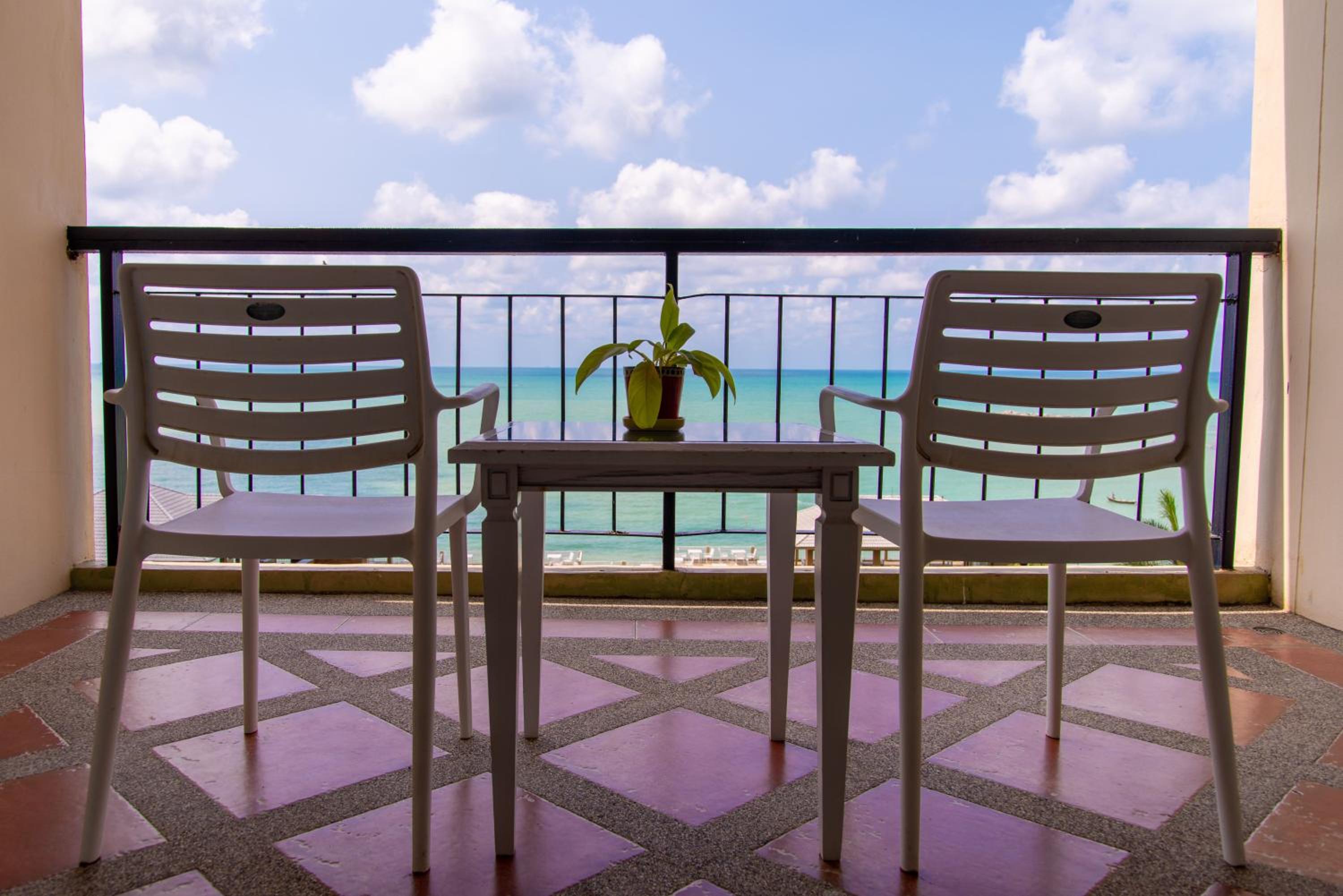 Paradise Double Room - Royal Wing