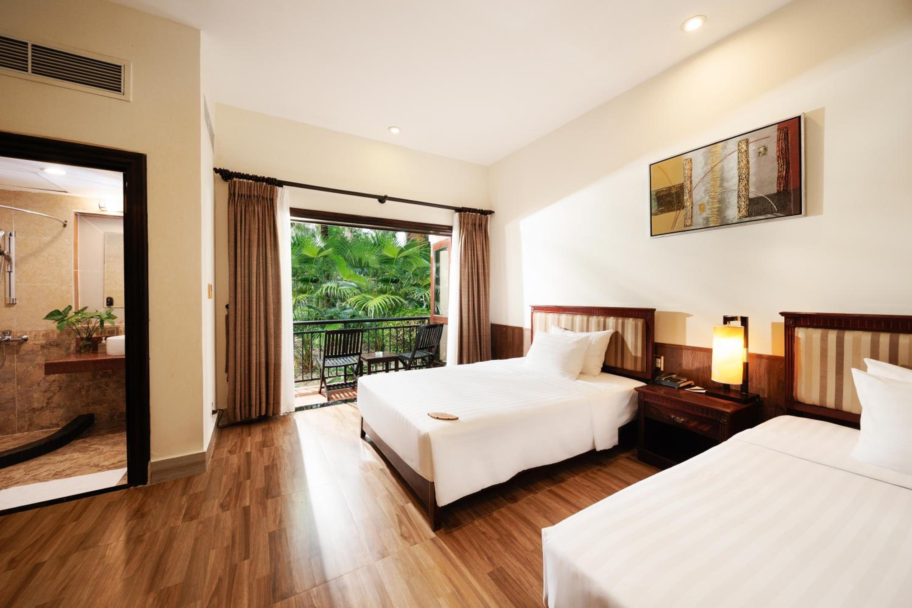 Superior Double or Twin Room with Garden View