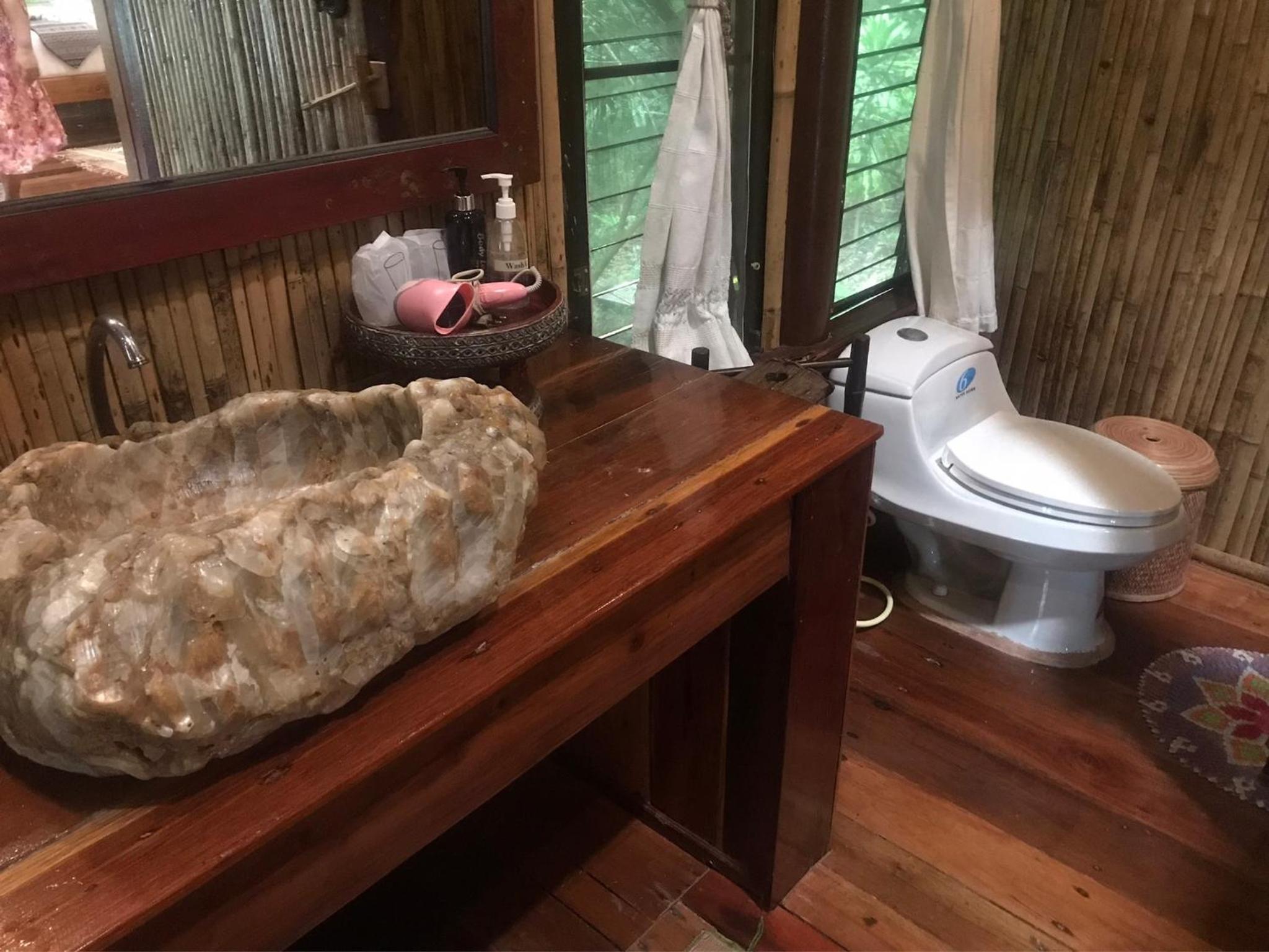 Grand Deluxe Fan Room