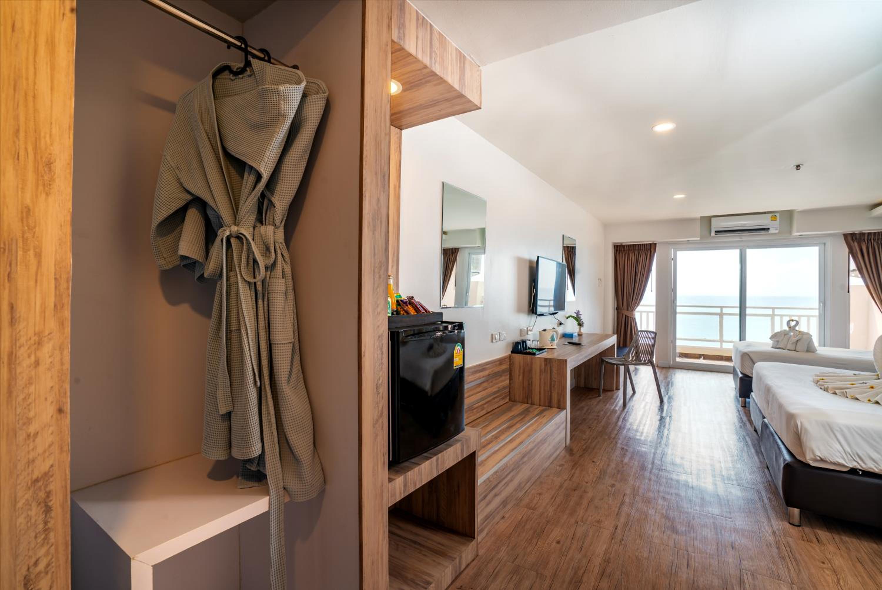 Deluxe Double or Twin Room - Phala Wing
