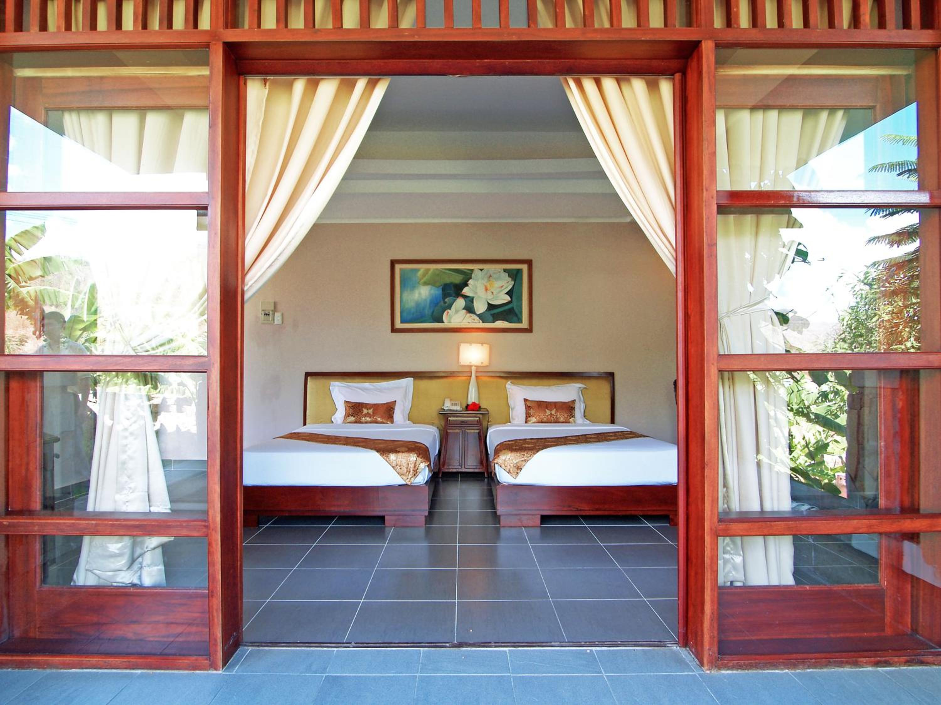 Three-Bedroom Hillside Villa with Private Pool