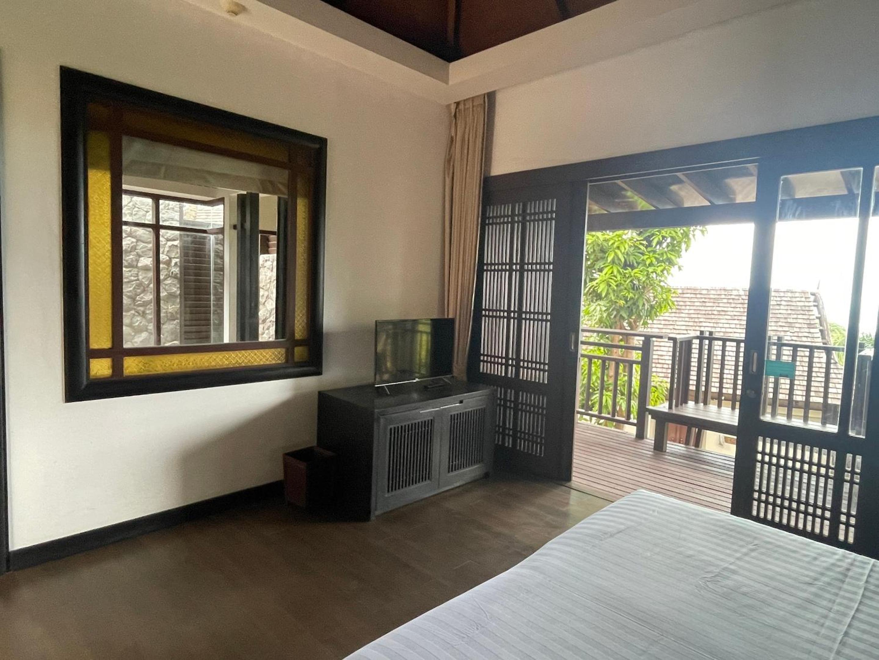 Deluxe Villa with Ocean View