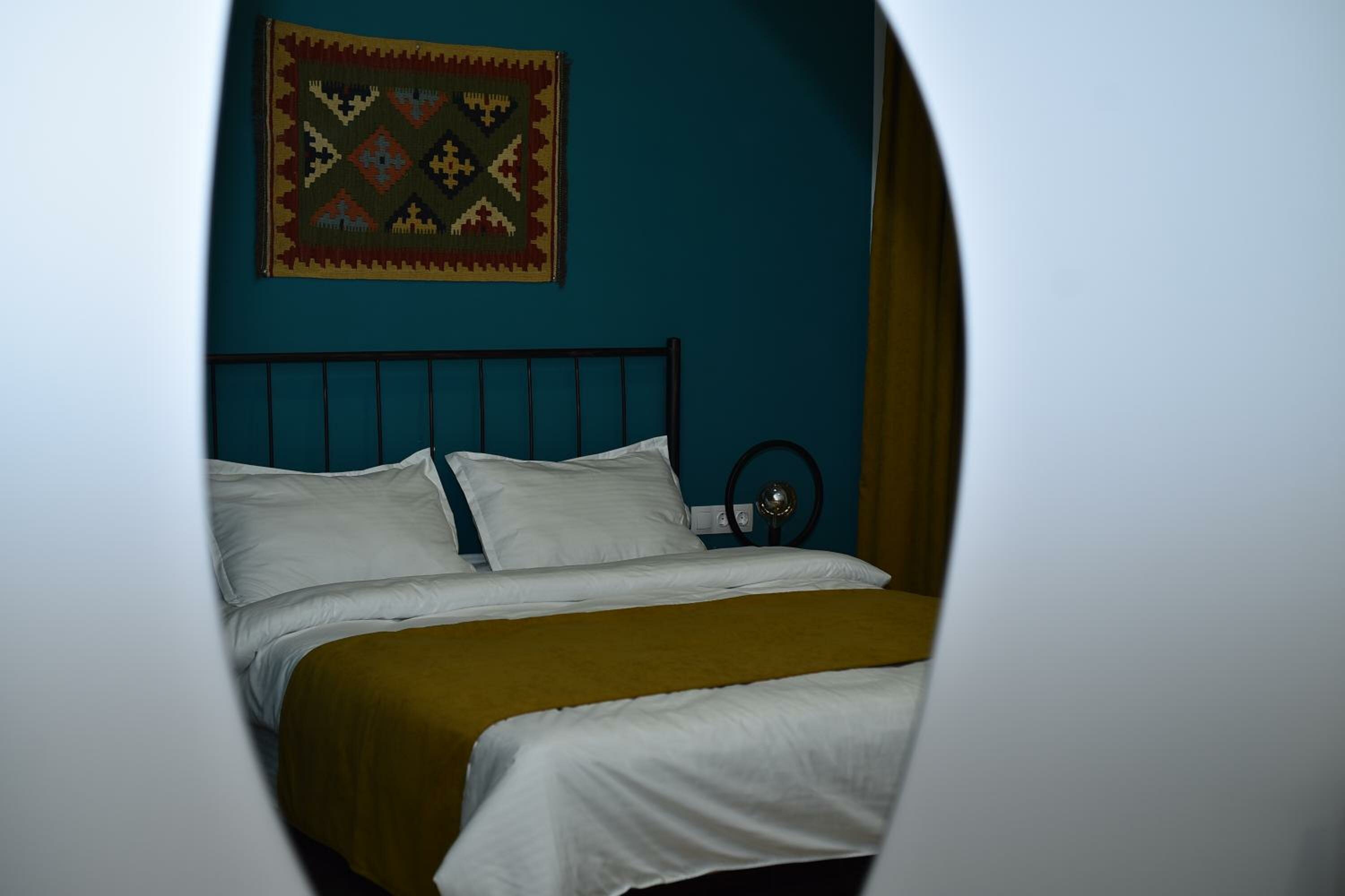 Double Room with Back Mountain View 