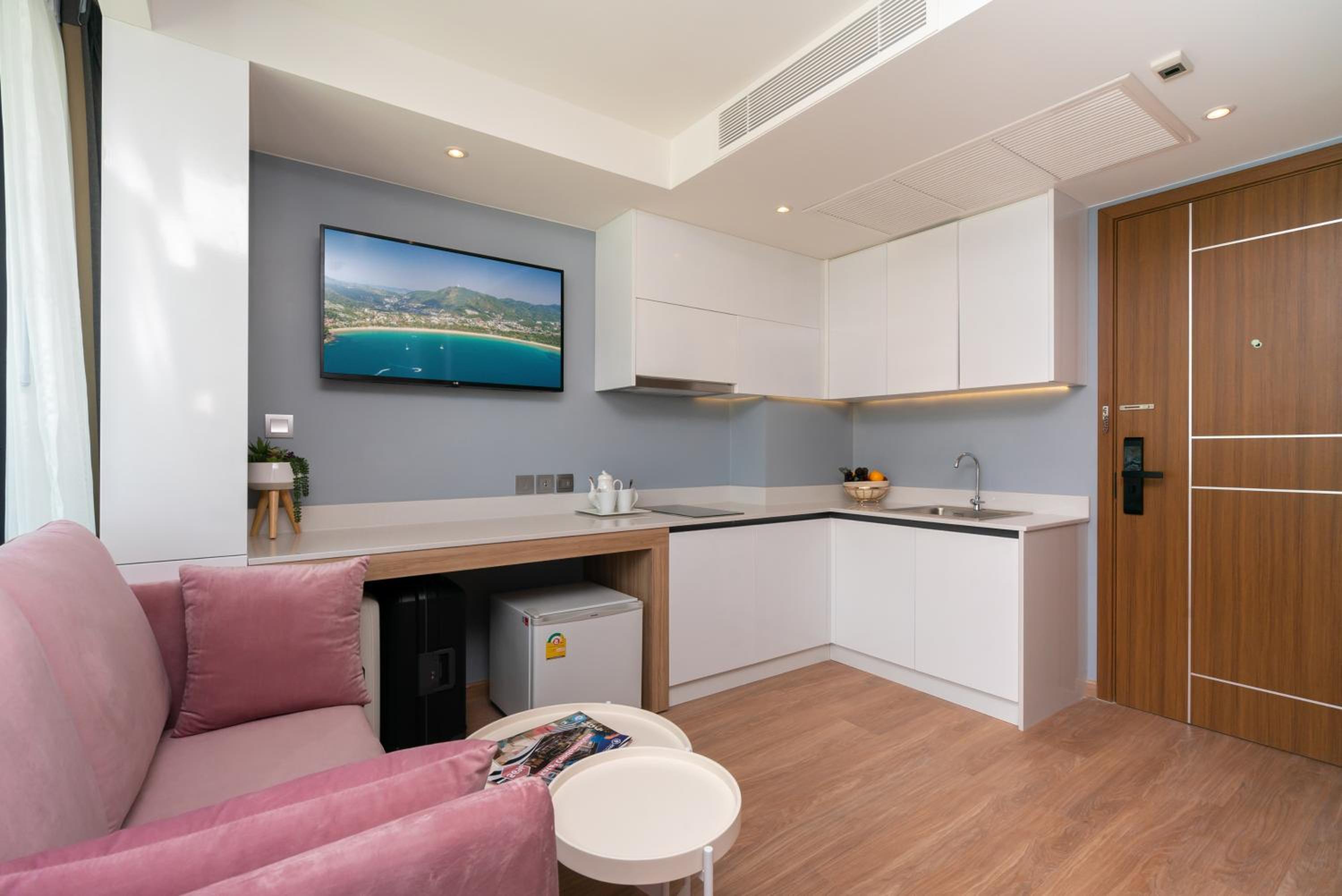 One Bedroom Deluxe