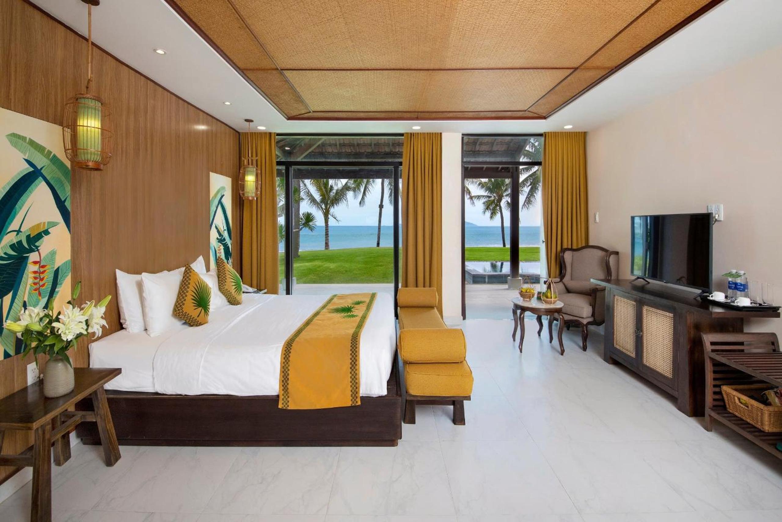 02 bedroom Ocean Suite with private pool