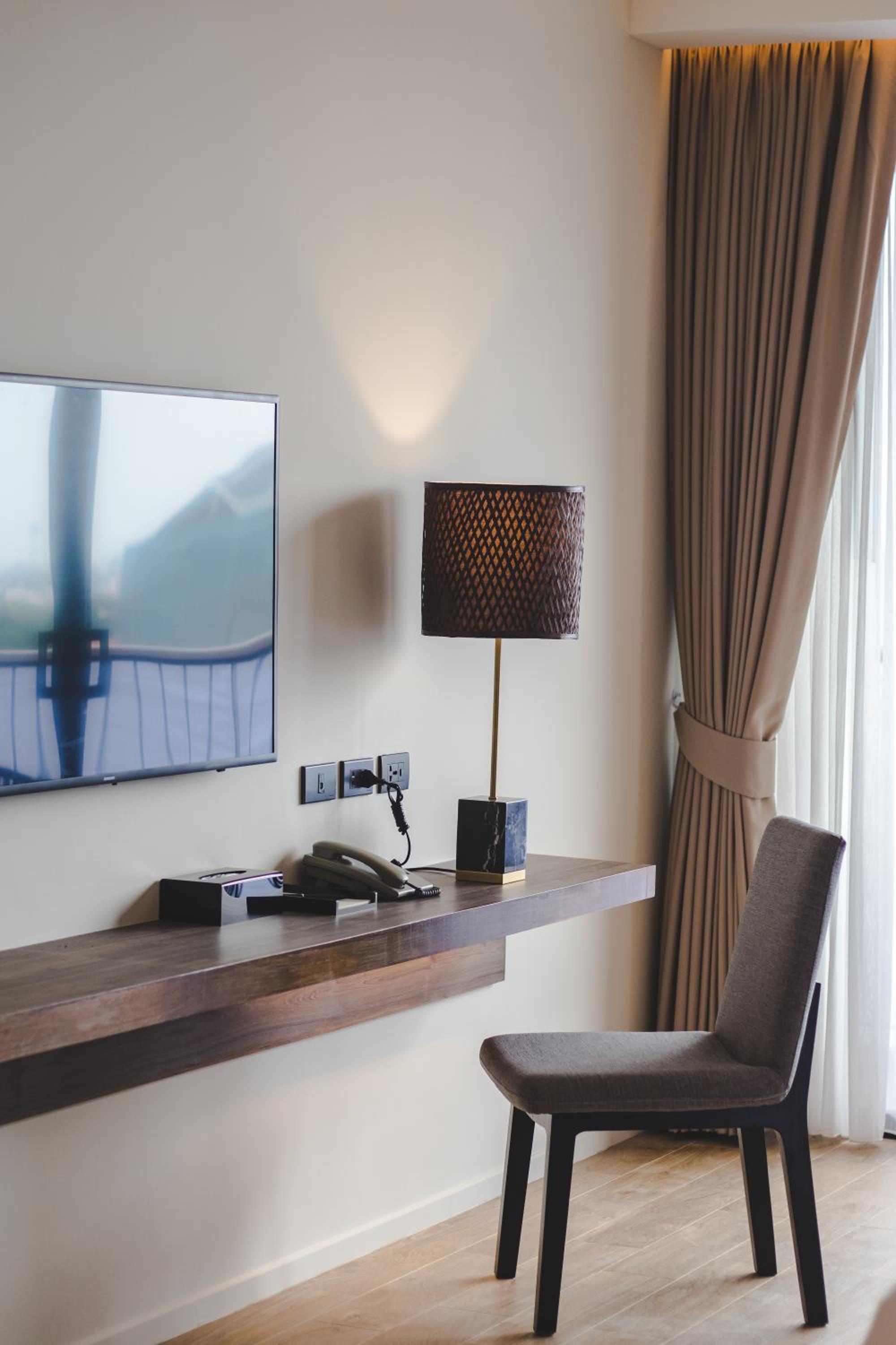 Sea View Grand Deluxe King Room