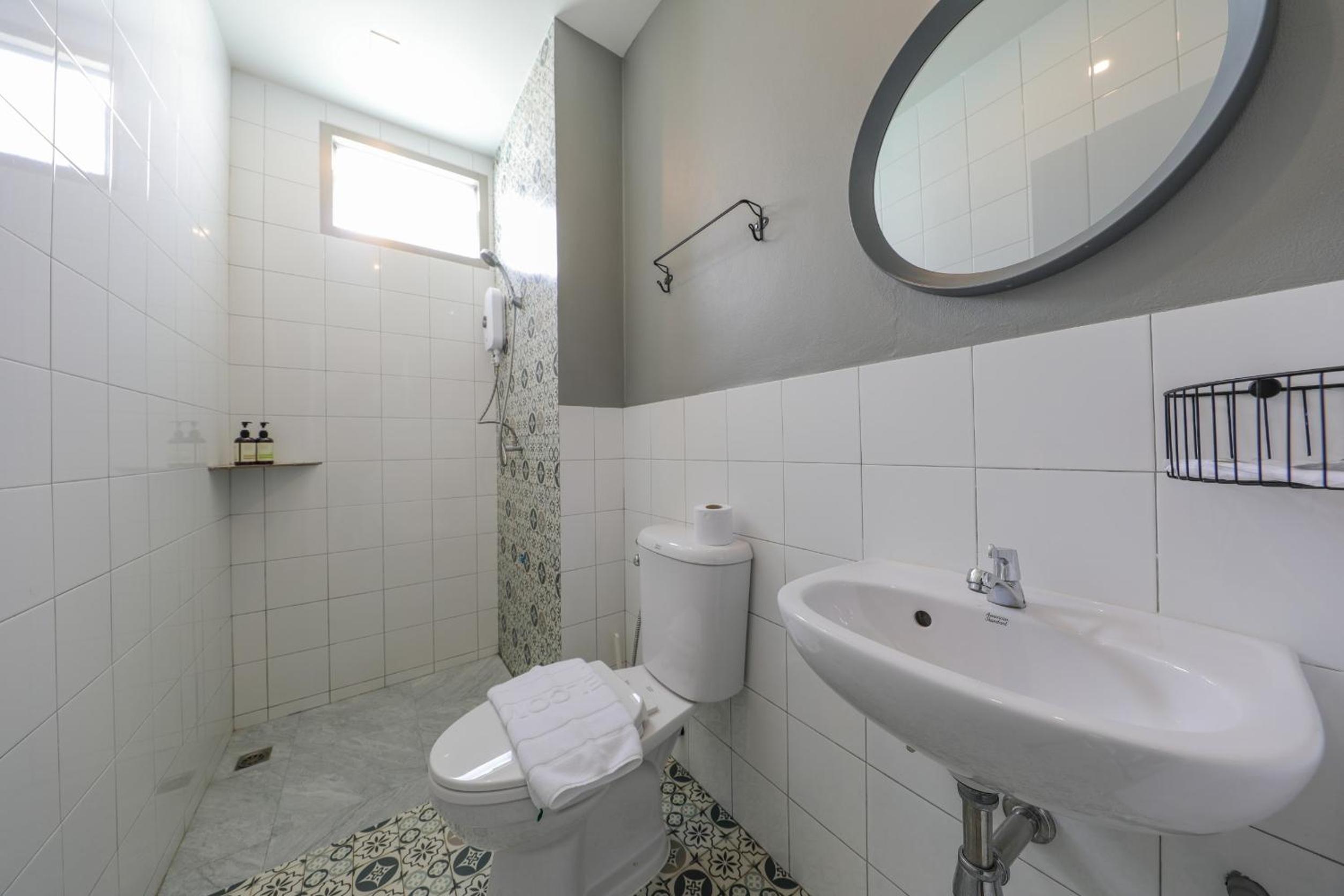 Standard King Room