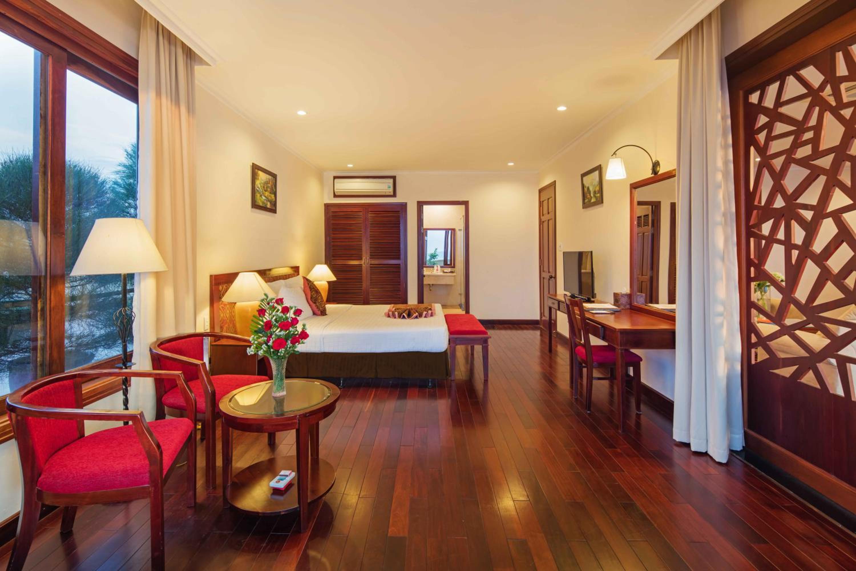 Family Room with Sea View