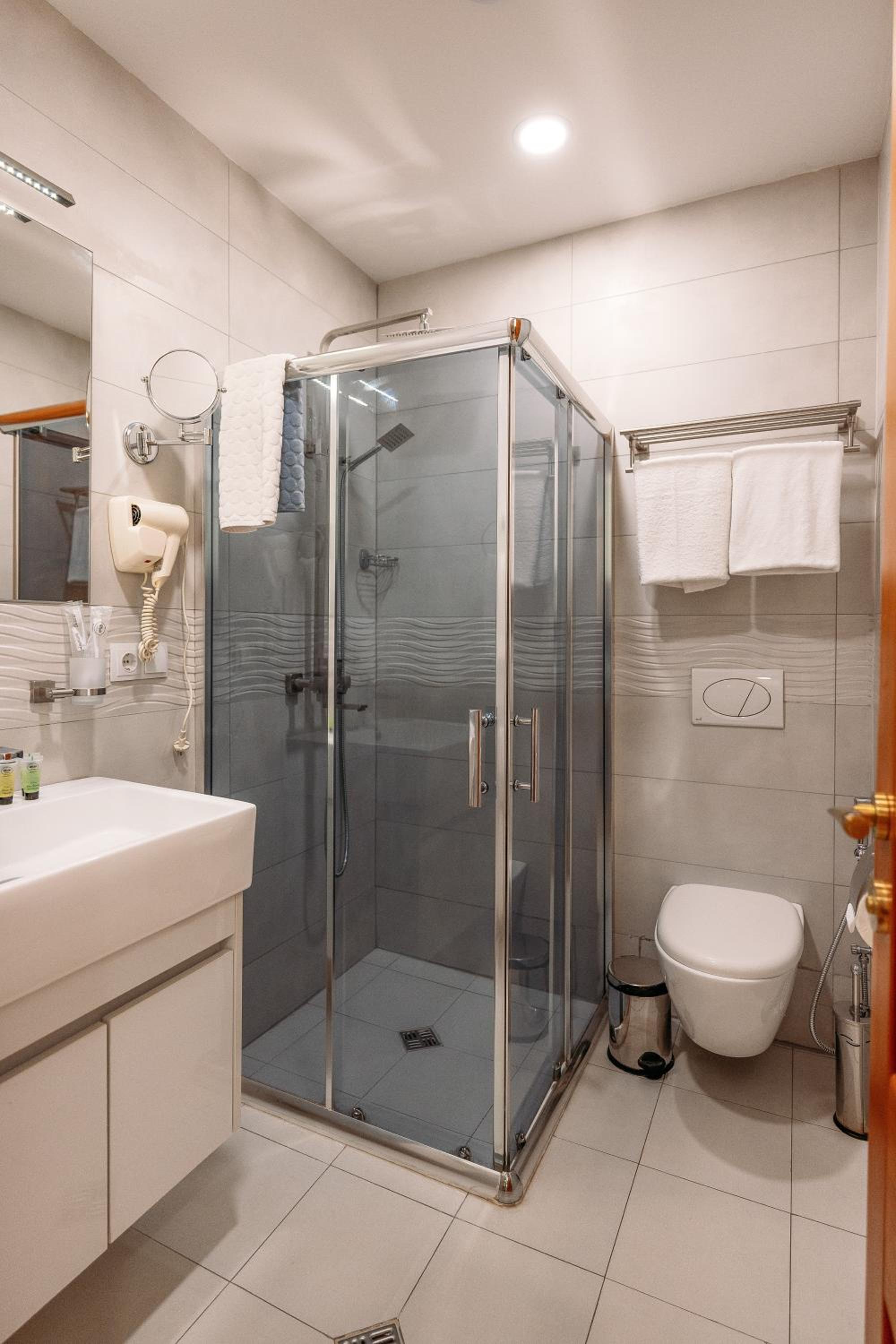 Economy Double or Twin Room